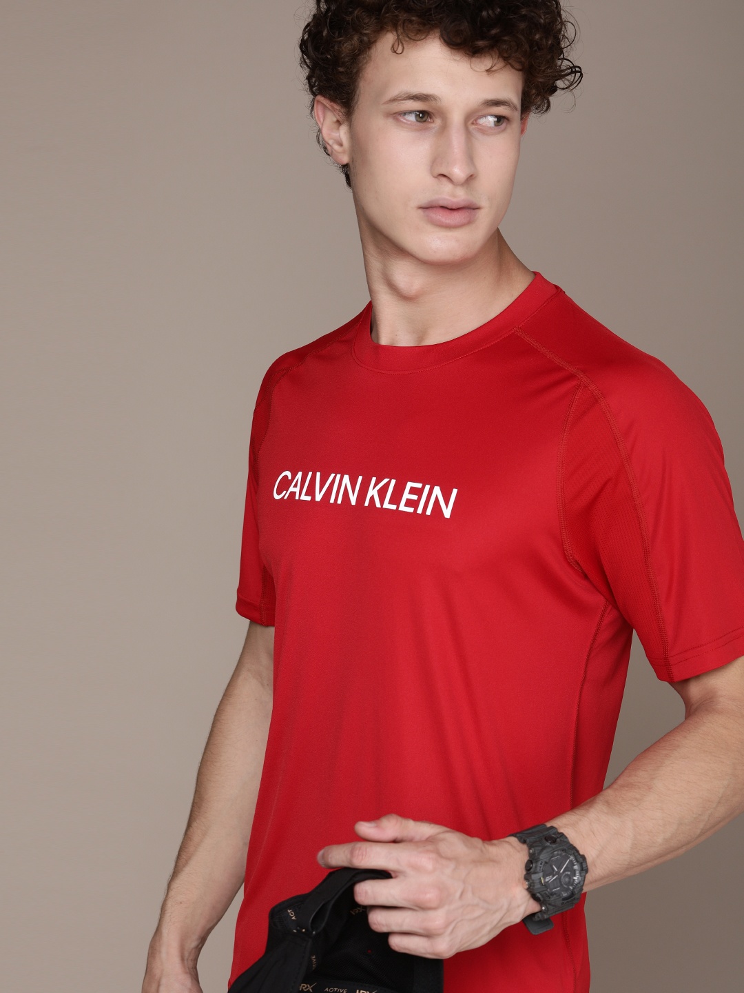 

Calvin Klein Jeans Men Red Brand Logo Printed T-shirt