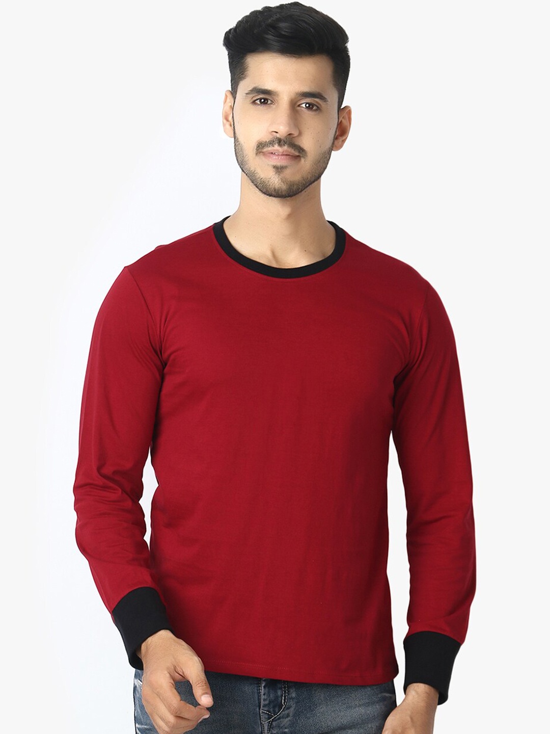 

LE BOURGEOIS Men Maroon Pockets T-shirt