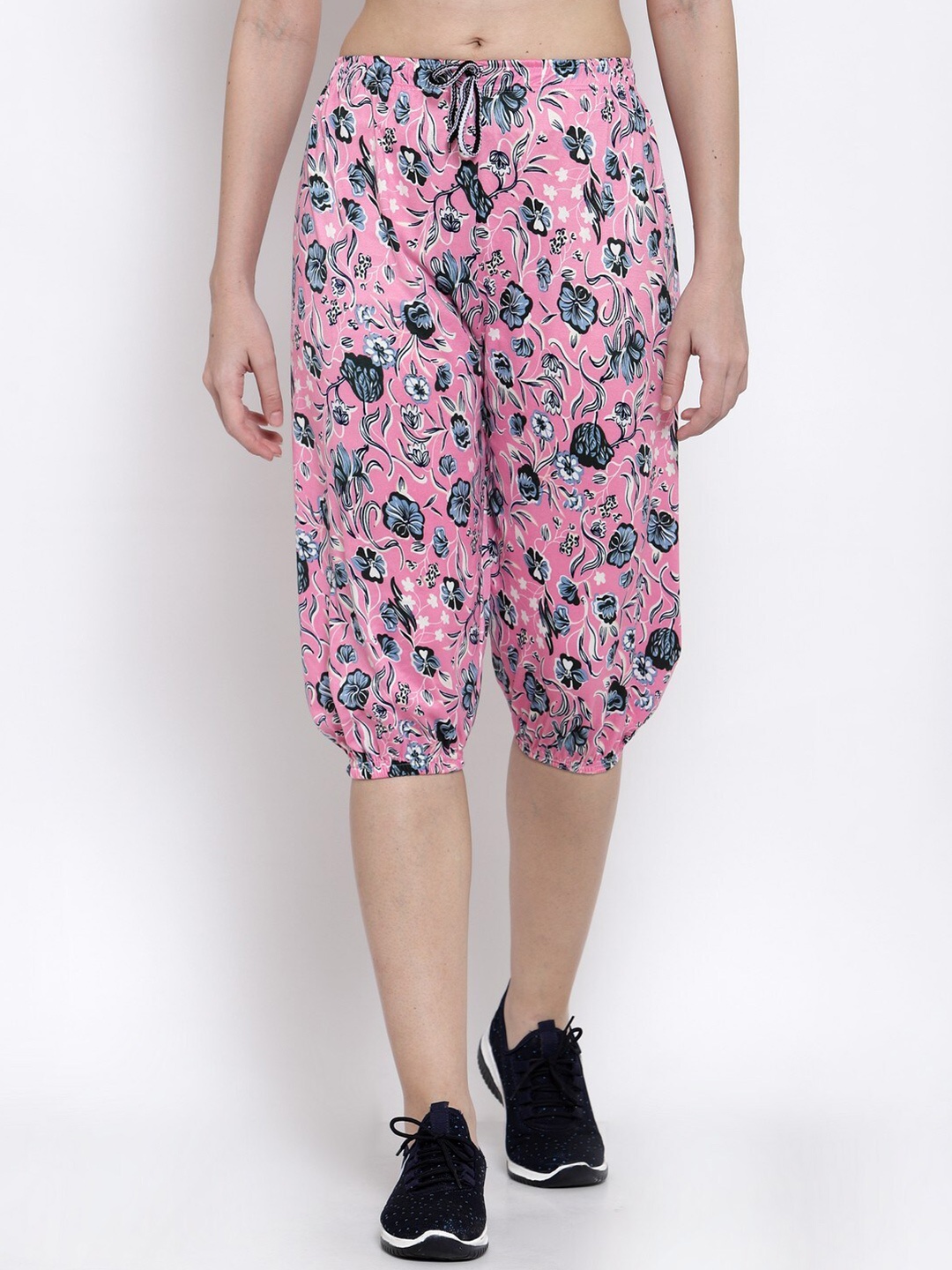 

KLOTTHE Women Pink & Blue Printed Capris