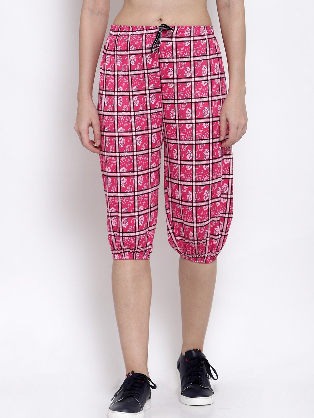 

KLOTTHE Women Pink & Brown Printed Capris