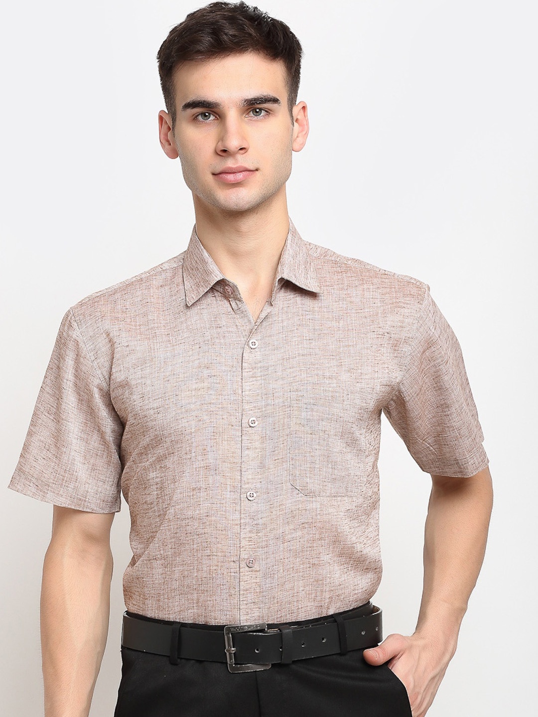 

JAINISH Men Rust Cotton Short Sleeves Formal Shirt