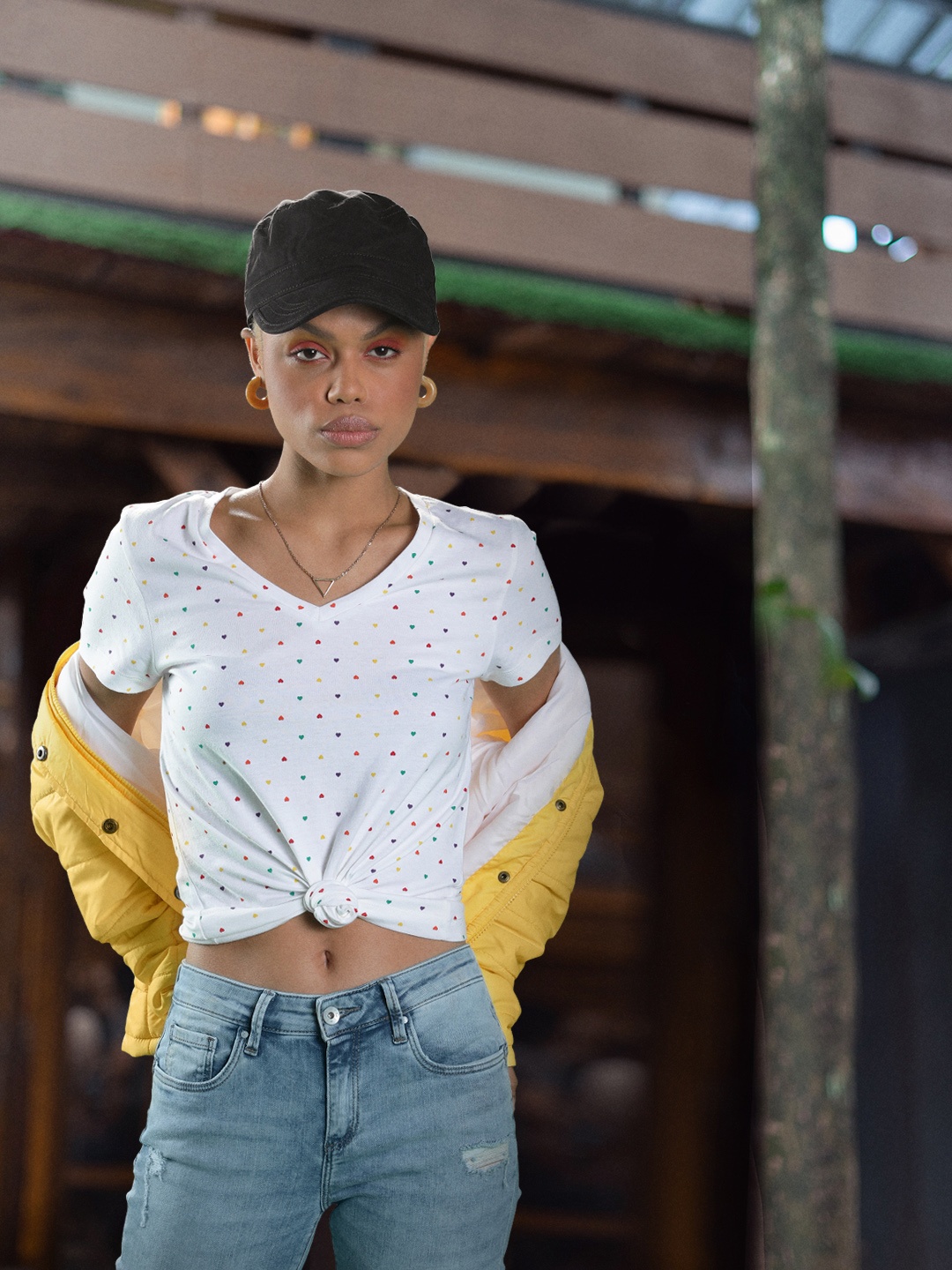 

United Colors of Benetton Women White Yellow Pure Cotton Heart Print V-Neck Pure Cotton T-shirt