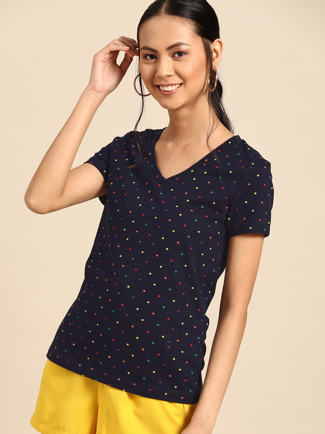 

United Colors of Benetton Women Navy Blue & Yellow Pure Cotton Printed V-Neck T-shirt