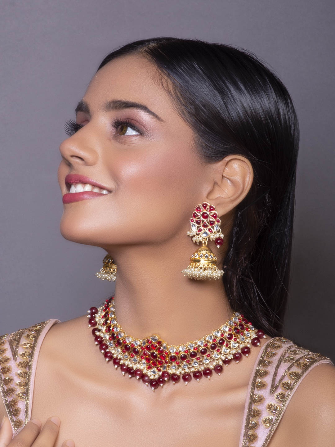 

Fida Gold-Plated Maroon & White Kundan-Studded & Beaded Jewellery Set