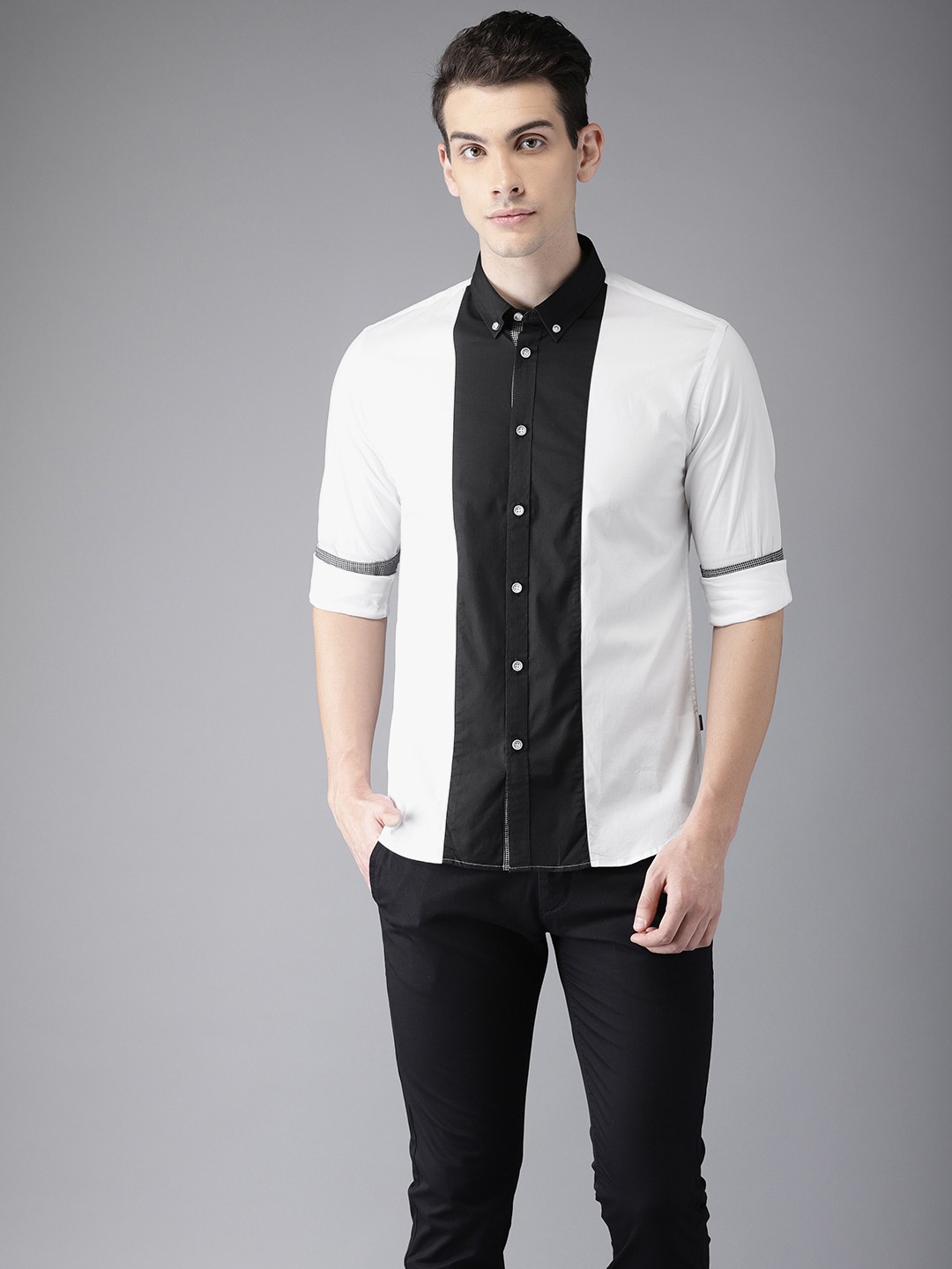 

Flying Machine Men White & black colourblocked Slim Fit Casual Shirt