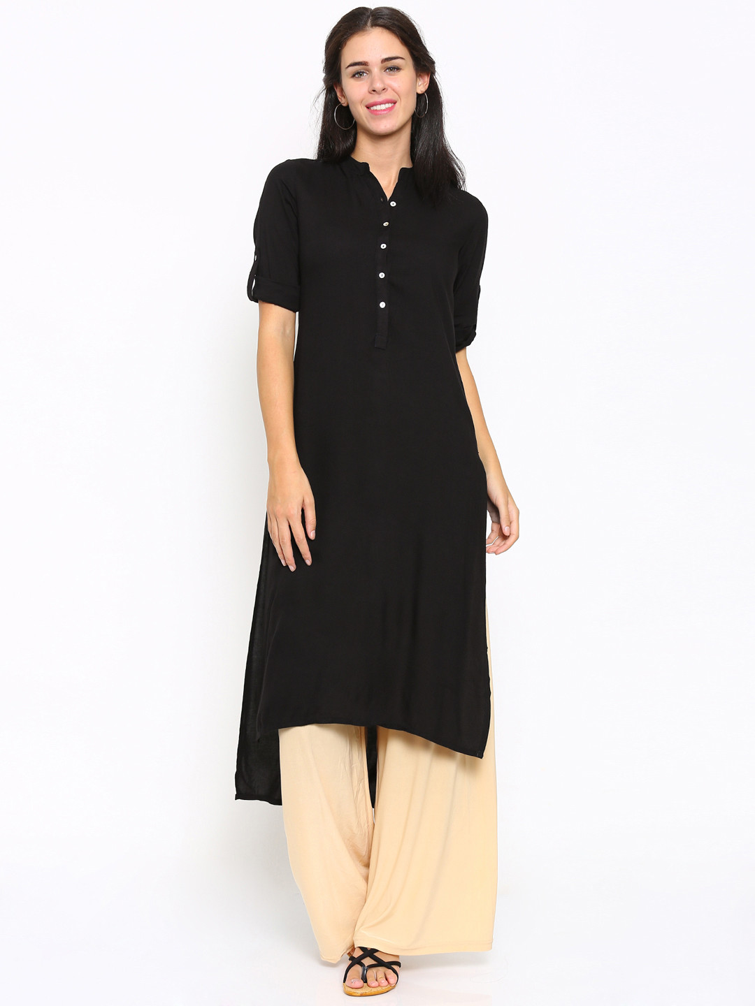 

Vishudh Women Black Solid Straight High-Low Kurta