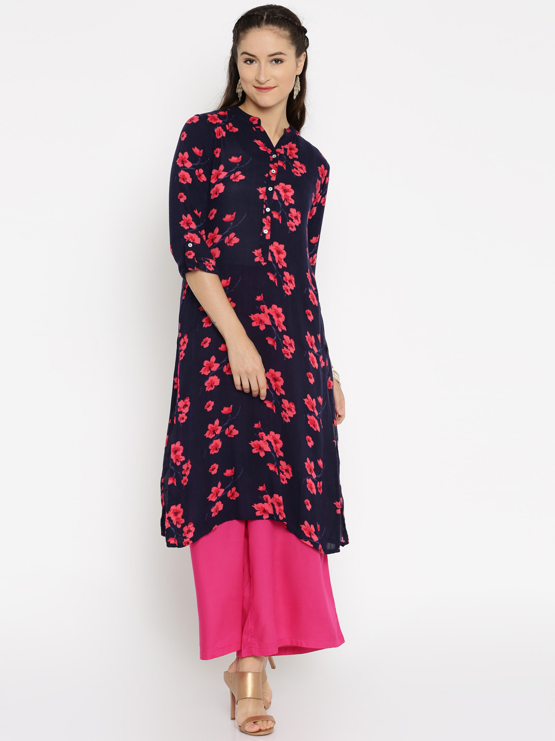 

Vishudh Women Navy Blue Printed Straight Kurta