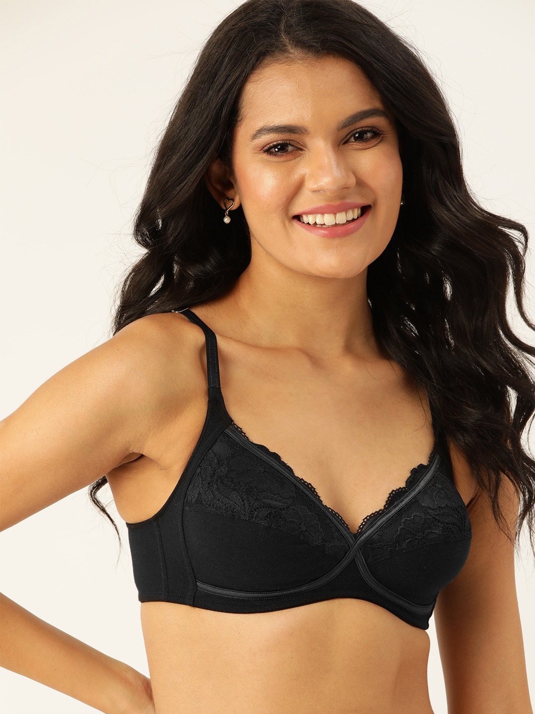 

DressBerry Black Floral Medium Coverage Everyday Lace Bra