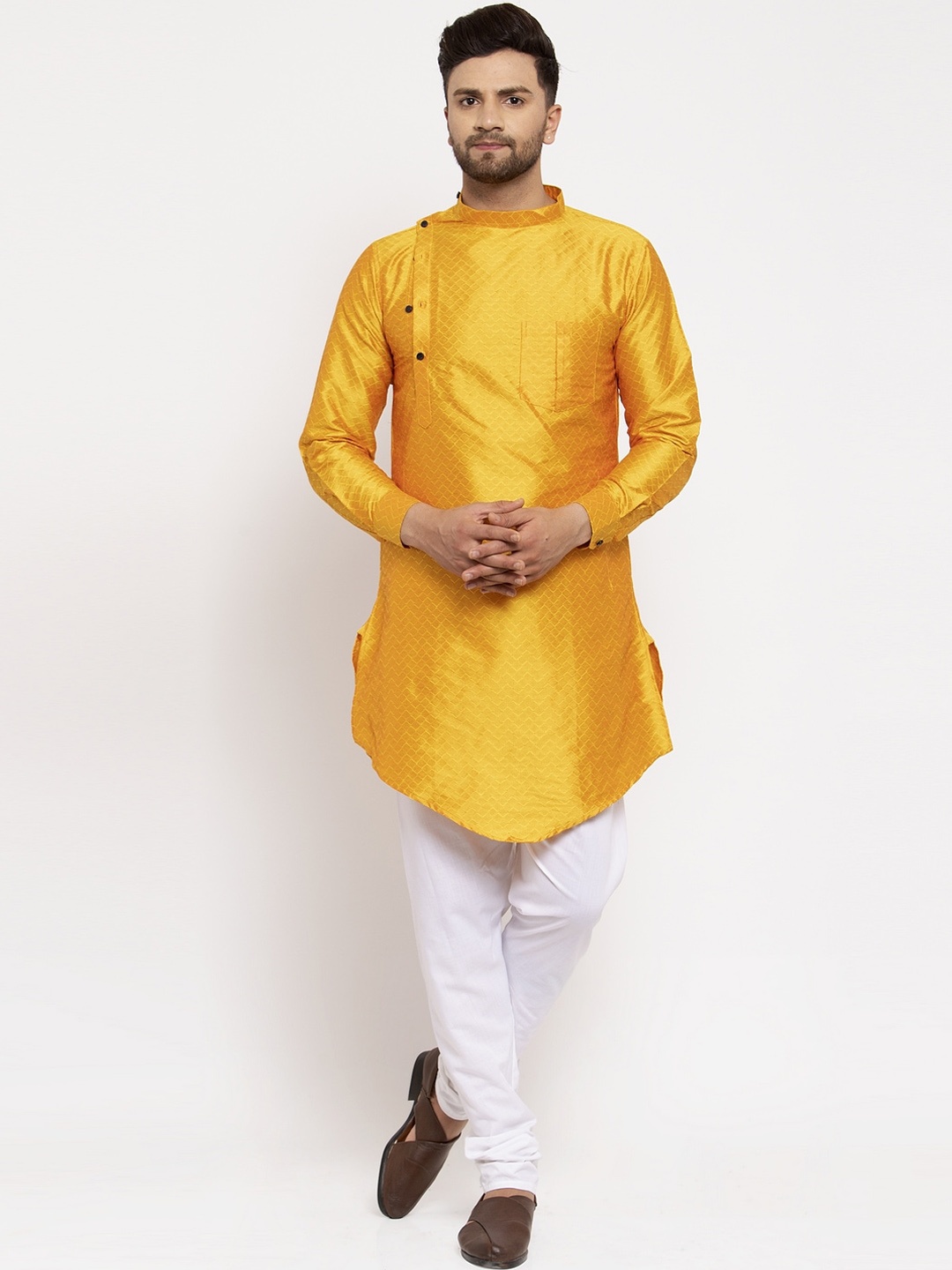 

KLOTTHE Men Yellow Checked Cotton Silk Kurta