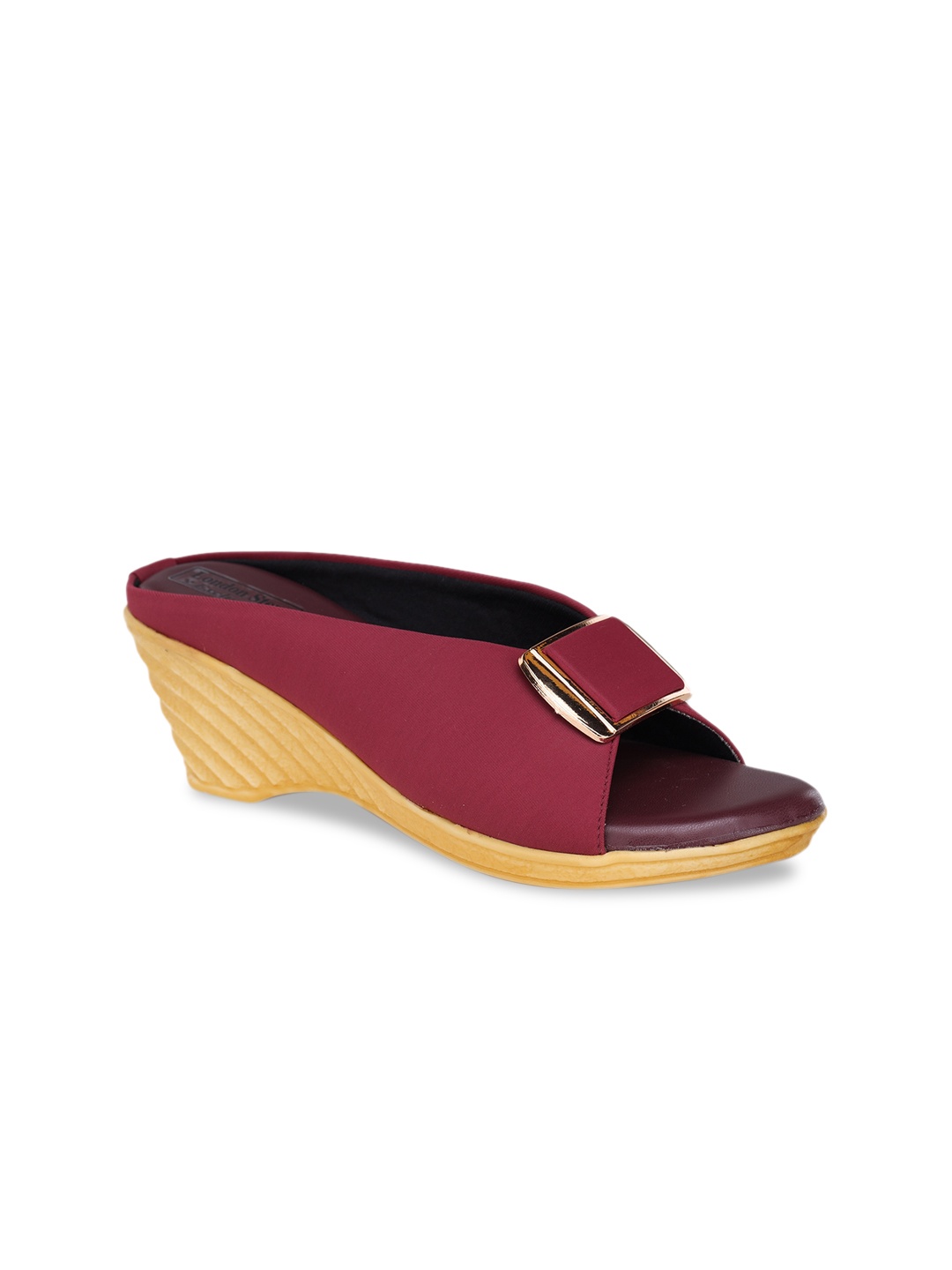 

LONDON STEPS Maroon & Beige Textured Wedge Peep Toes