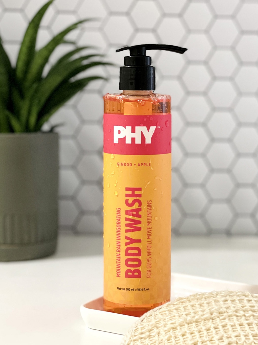 

Phy Mountain Rain Invigorating Body Wash - 300 ml, Orange