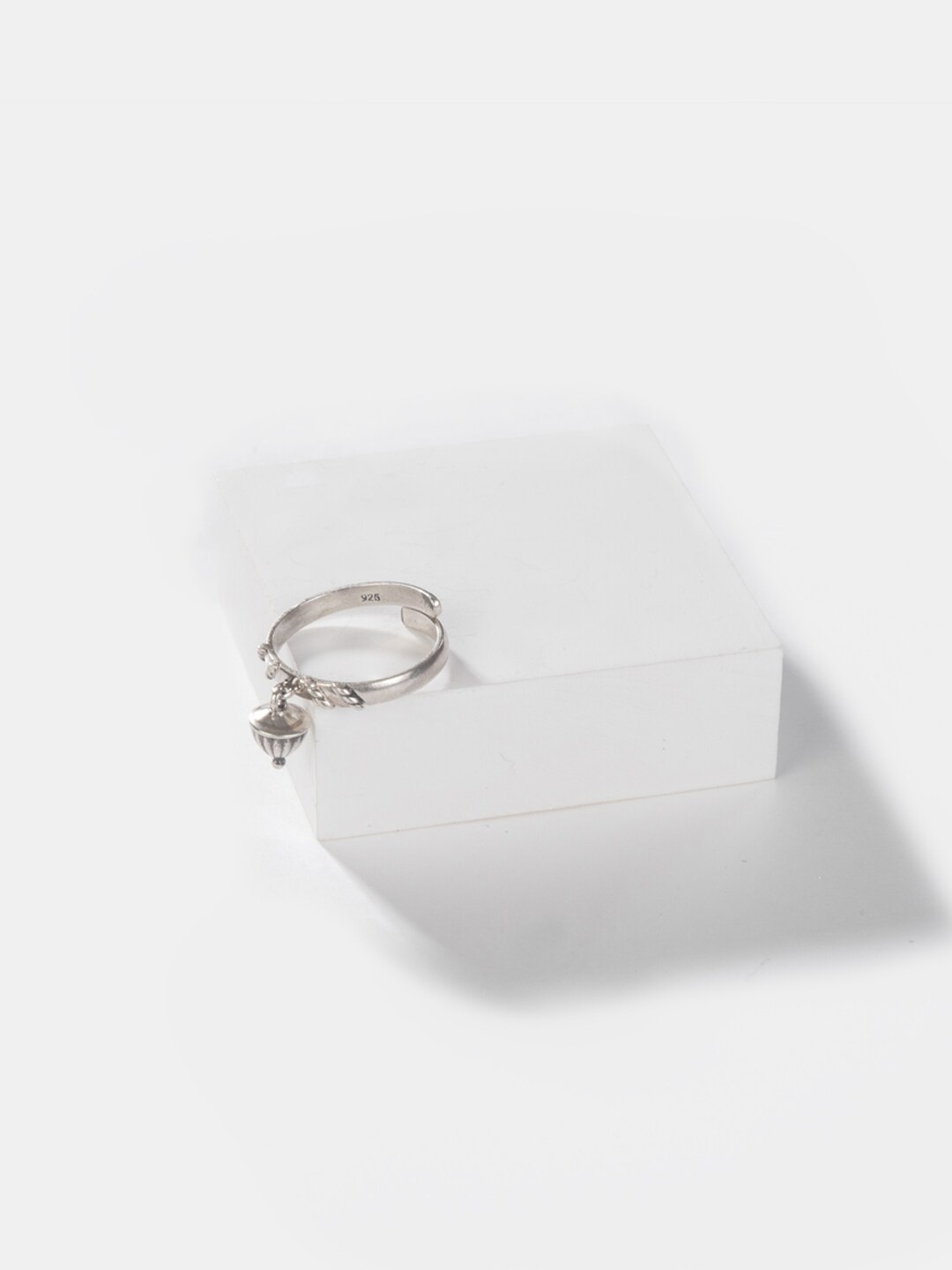 

SHAYA Women Oxidized Silver-Toned Adjustable Finger Ring