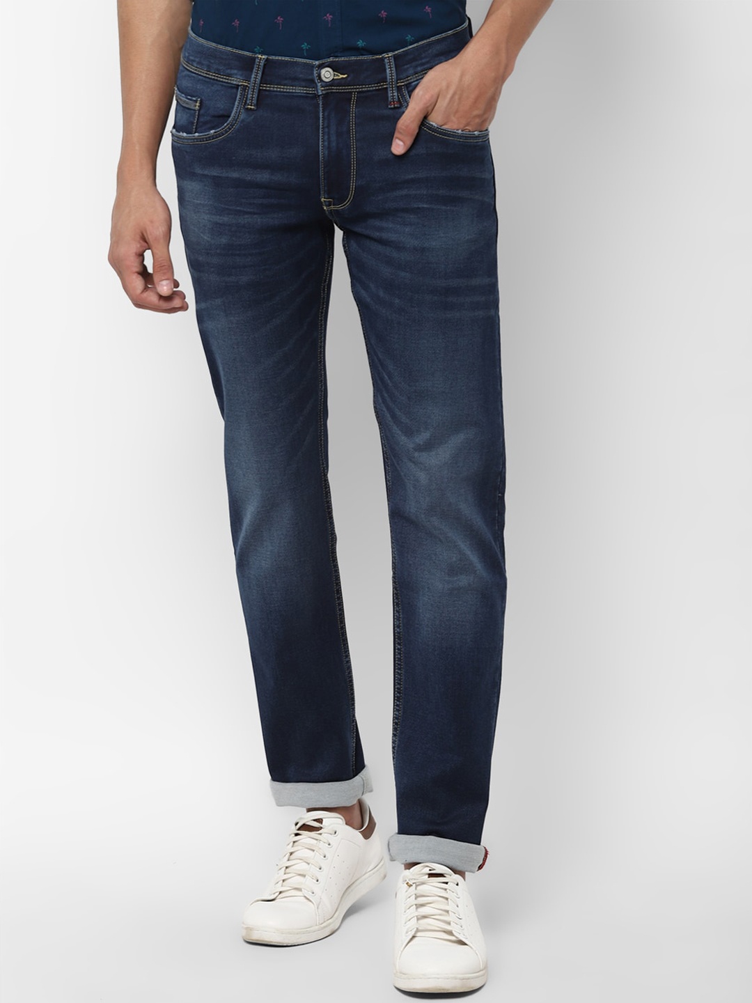 

Allen Solly Men Navy Blue Skinny Fit Heavy Fade Clean Look Jeans