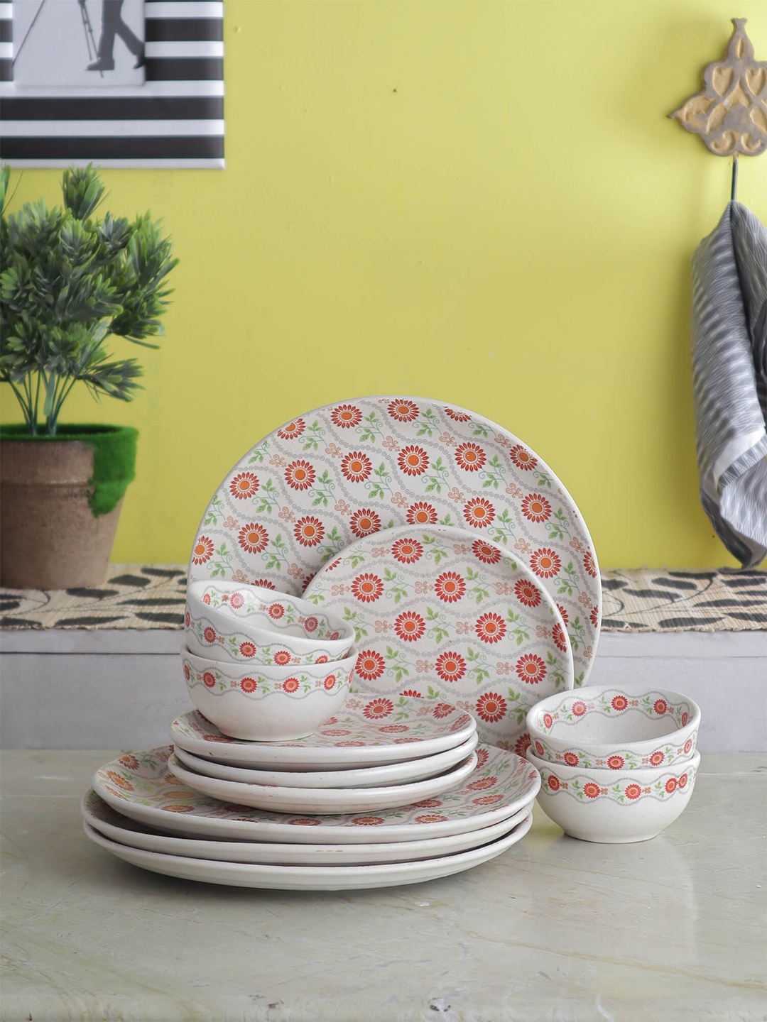 

MIAH Decor Cream-Coloured & Pink 12 Pieces Handcrafted Printed Stoneware Dinner Set