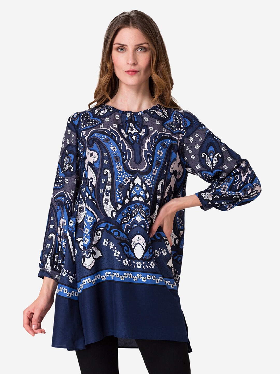 

Mode by Red Tape Blue & White Viscose Rayon Printed Tunic