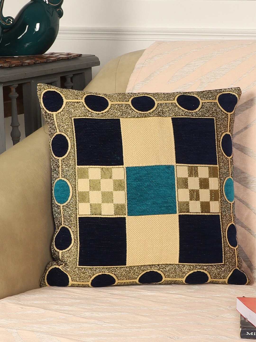 

MFD HOME FURNISHING Beige & Blue Geometric Square Cushion Cover