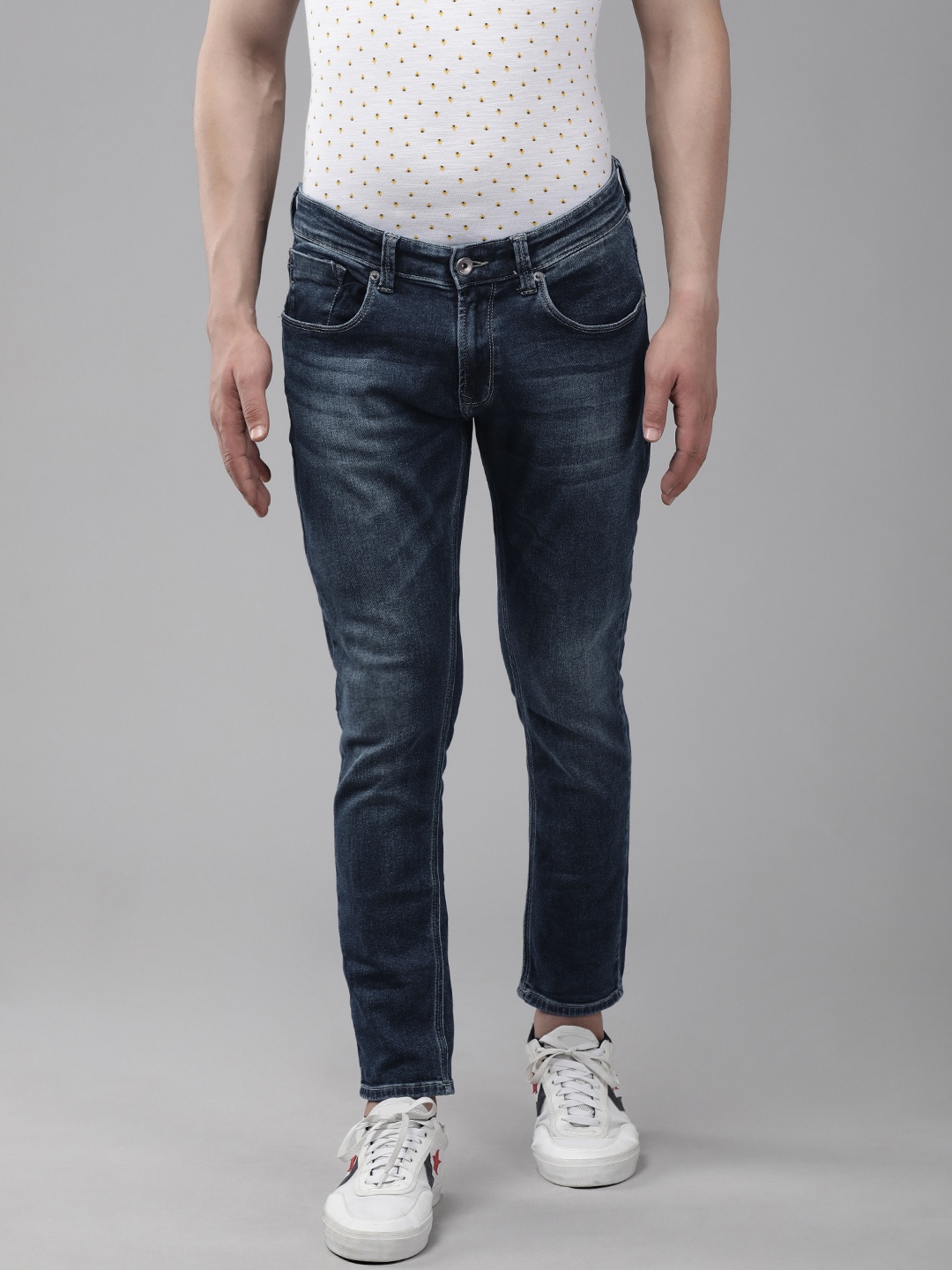

SPYKAR Men Blue Skinny Fit Low-Rise Light Fade Stretchable Jeans