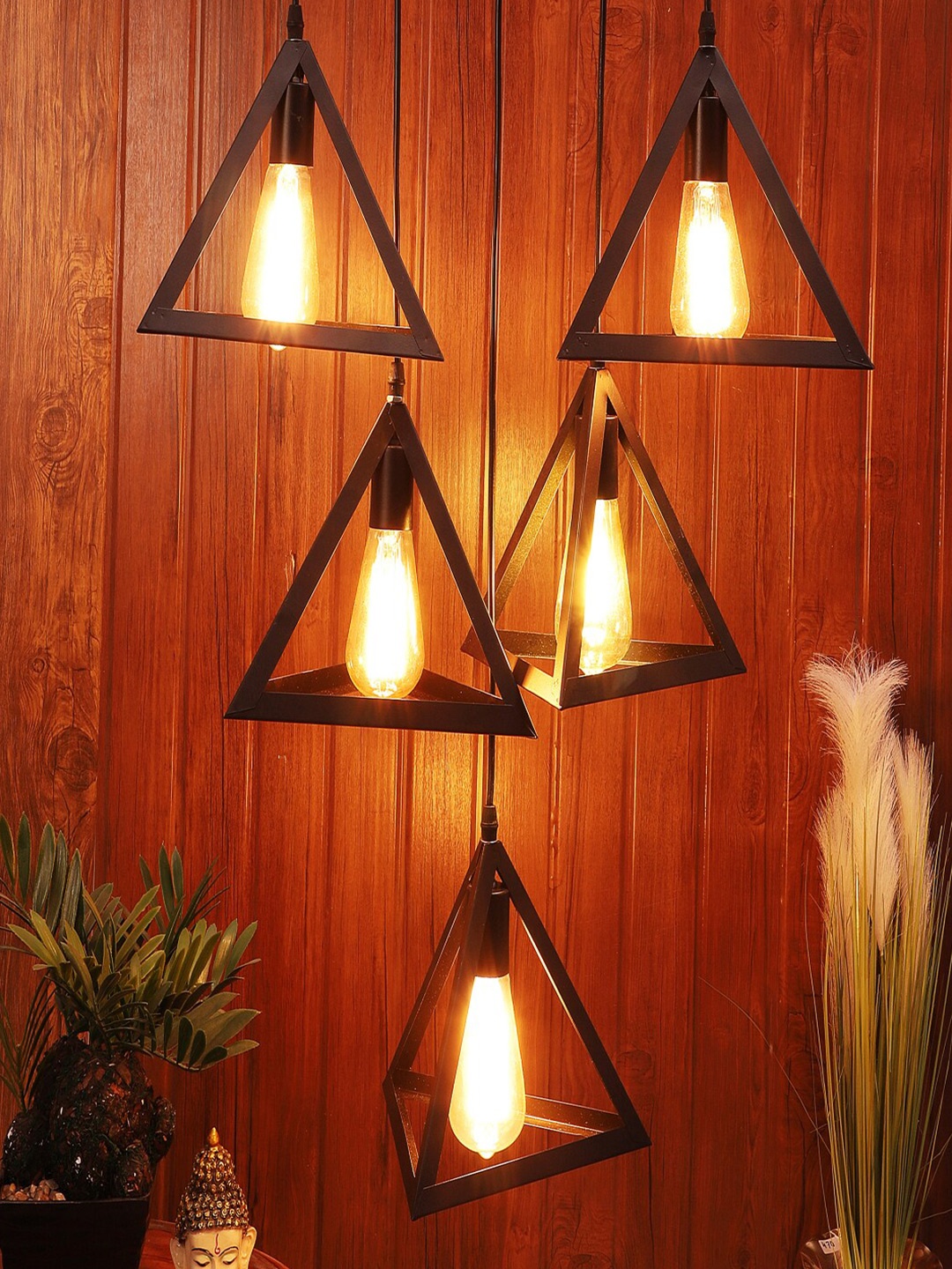 

MFD HOME FURNISHING Black & Transparent Iron Quirky Cluster Light