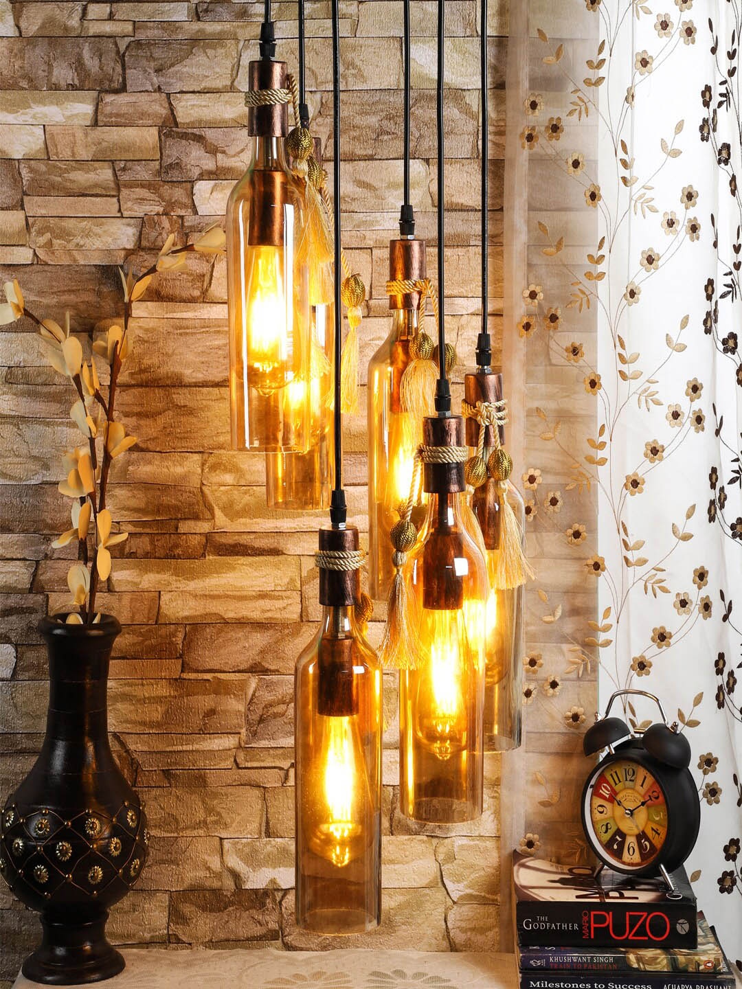 

MFD HOME FURNISHING Gold-Toned Glass Quirky Cluster Light