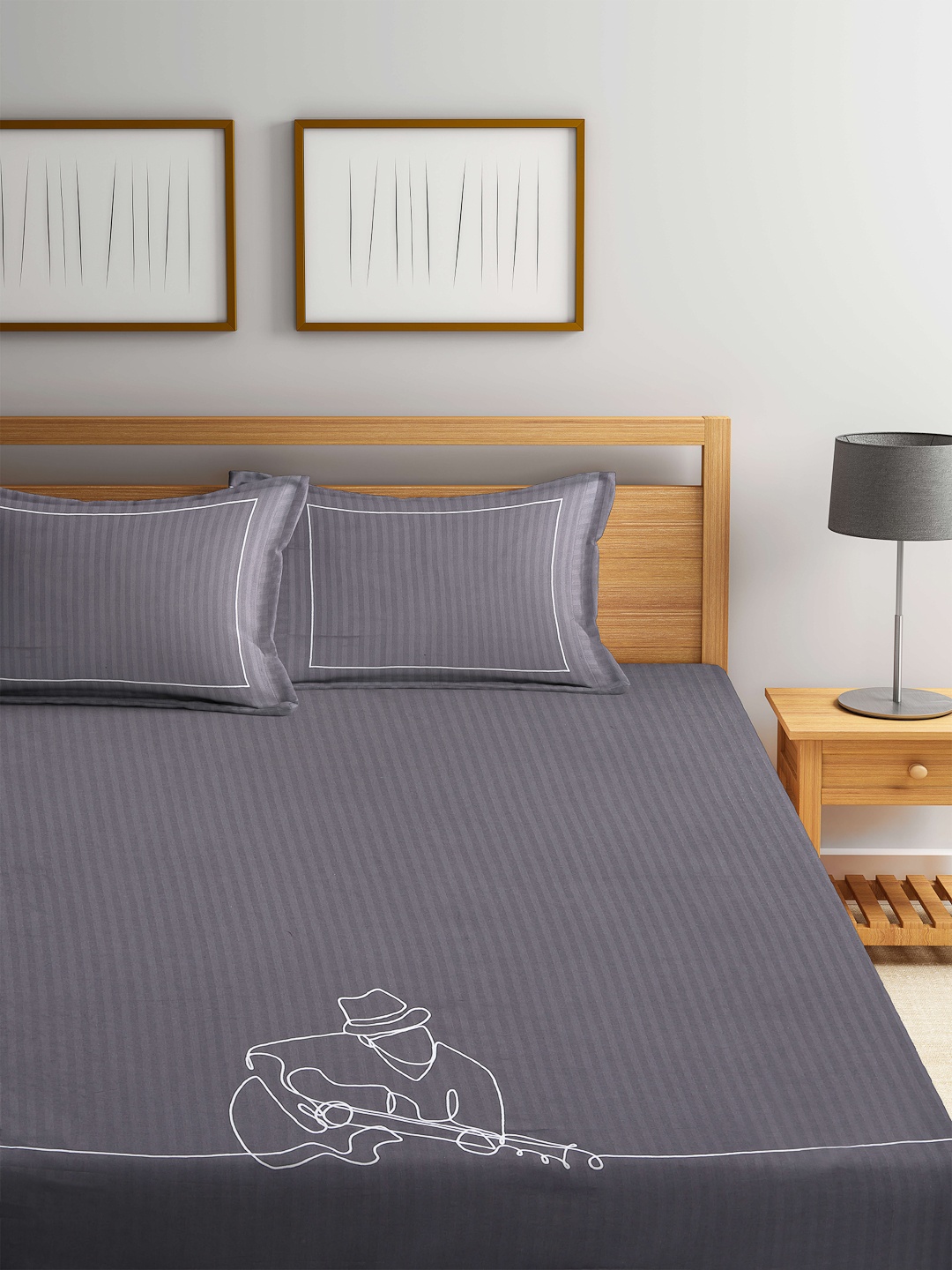 

DECOREALM Grey & White Graphic 300 TC Queen Bedsheet with 2 Pillow Covers