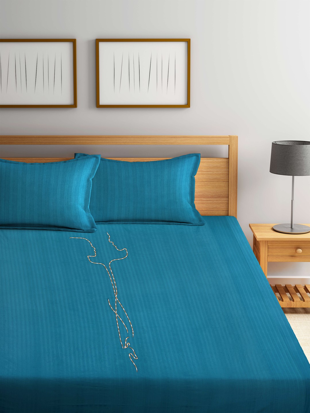 

DECOREALM Teal Blue 300 TC Cotton Queen Bedsheet with 2 Pillow Covers