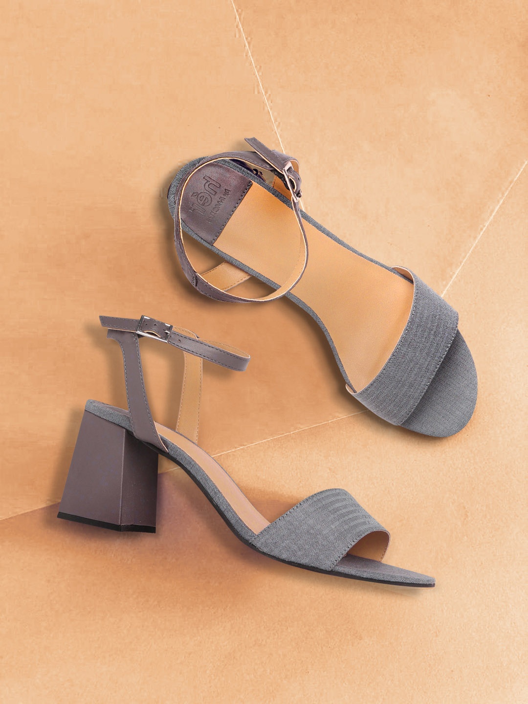 

her by invictus Grey Self Striped Block Heels