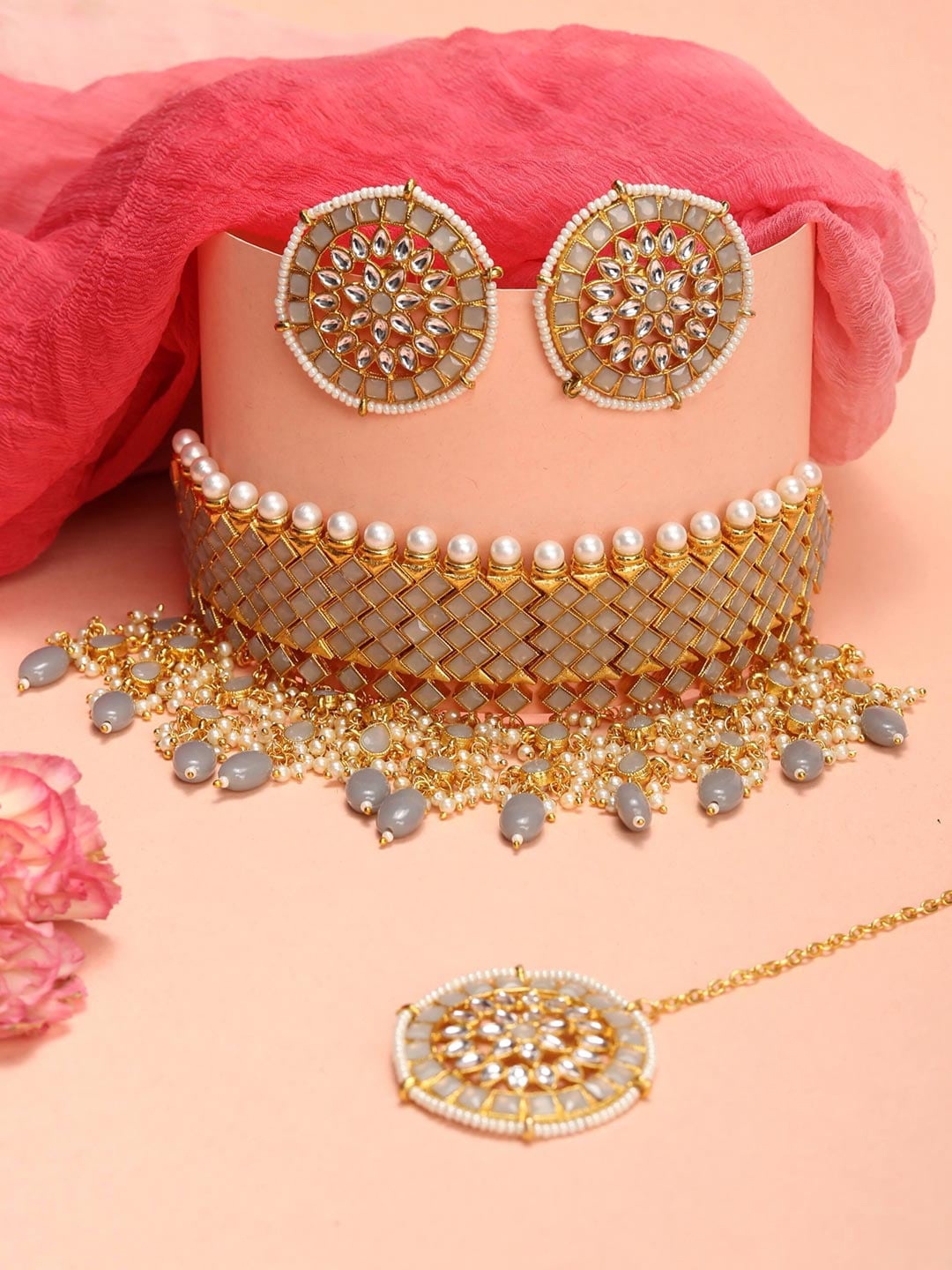

Priyaasi Gold-Plated White & Grey Kundan-Studded Pearl Beaded Handcrafted Jewellery Set