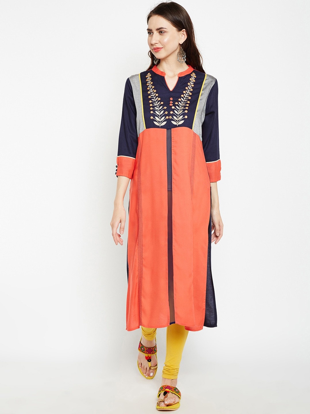 

Be Indi Women Peach-Coloured Yoke Design Embroidered Kurta