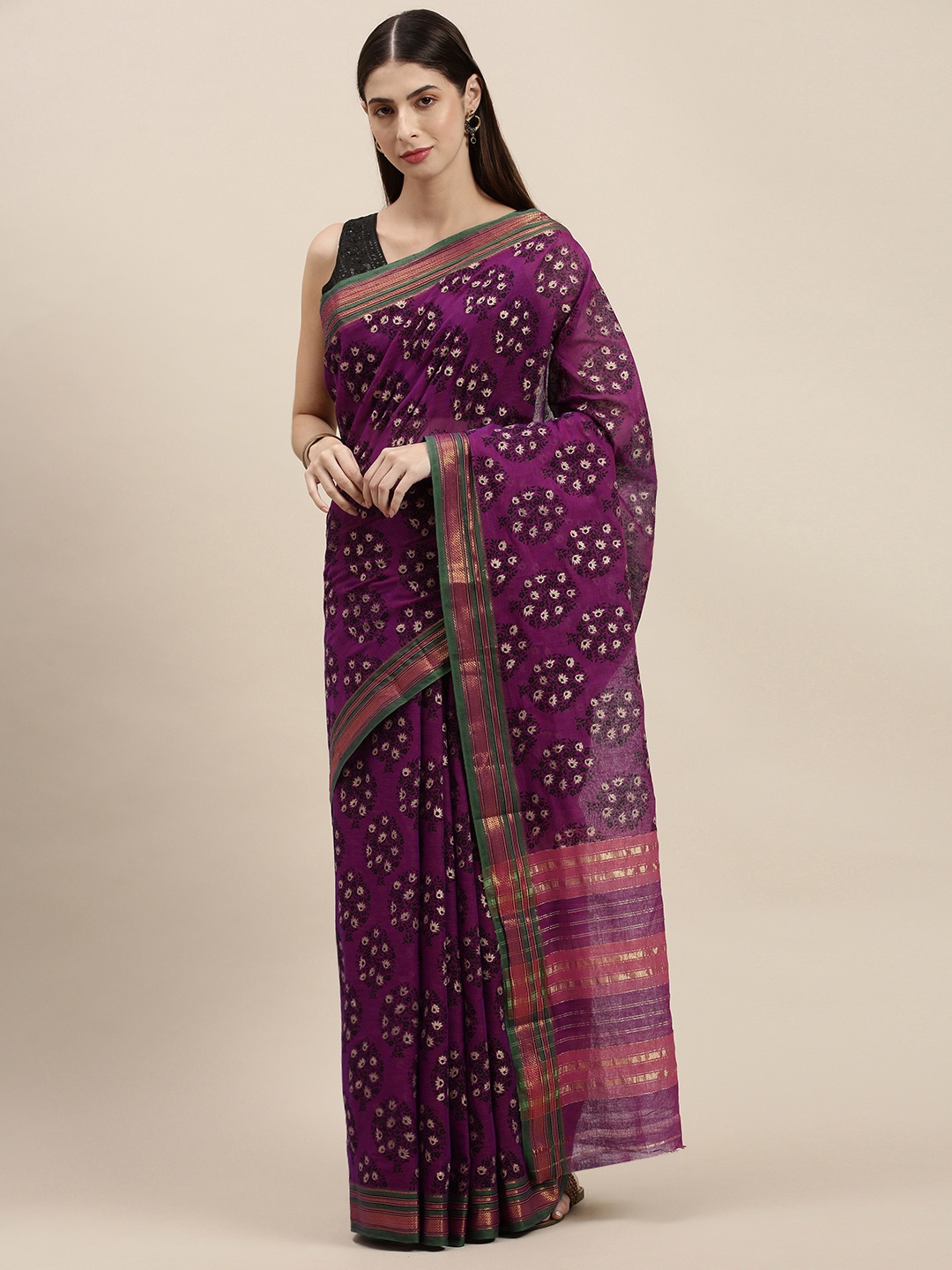 

KALINI Magenta & Gold-Toned Floral Pure Cotton Venkatgiri Saree