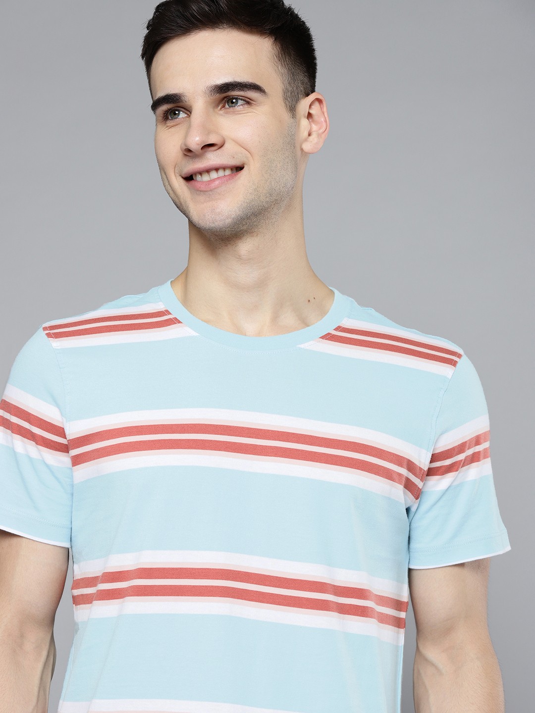 

Mast & Harbour Men Blue & Coral Pink Striped Pure Cotton T-shirt
