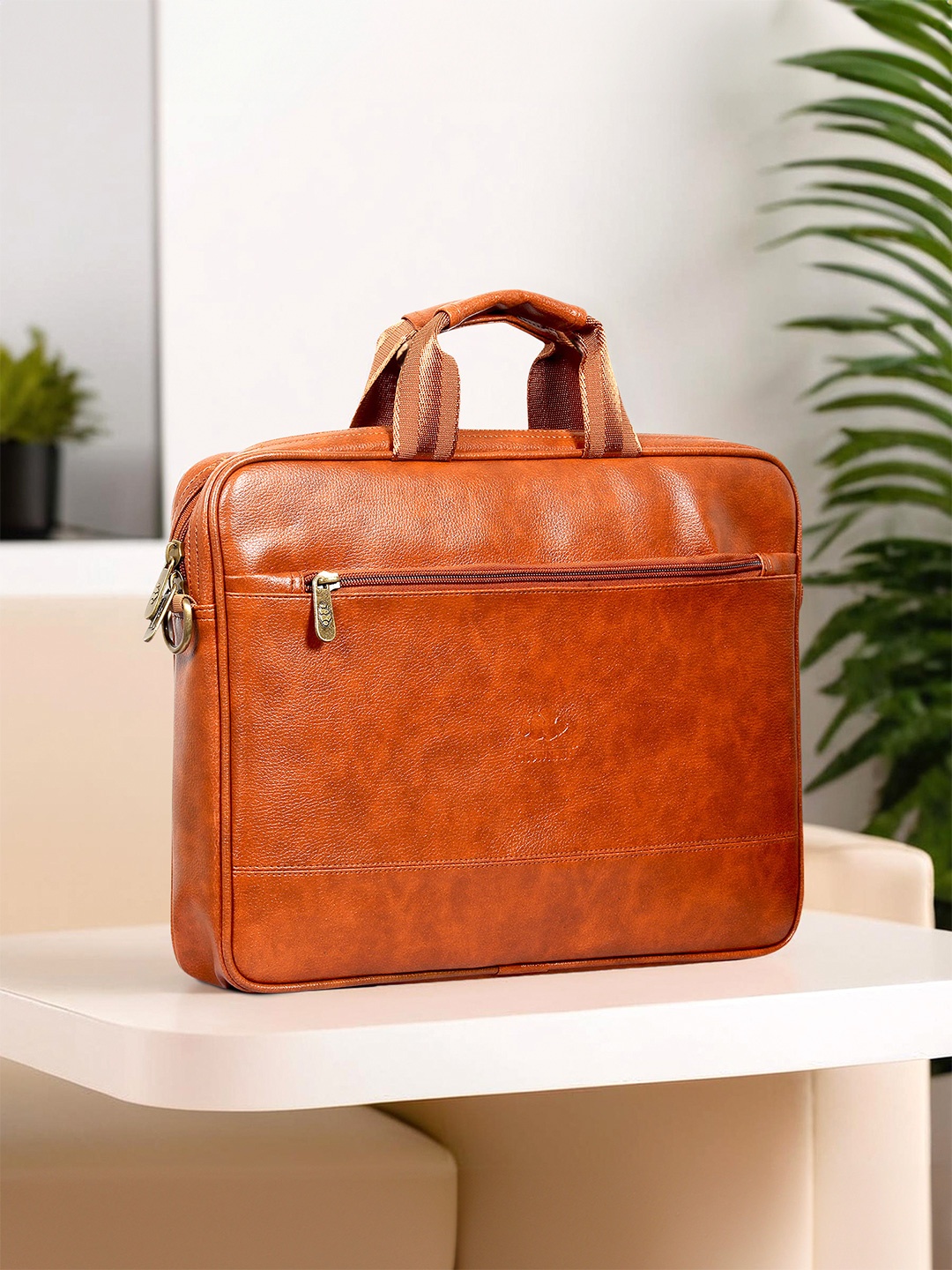 

THE CLOWNFISH Unisex Tan Brown Textured 14 Inch Laptop Bag