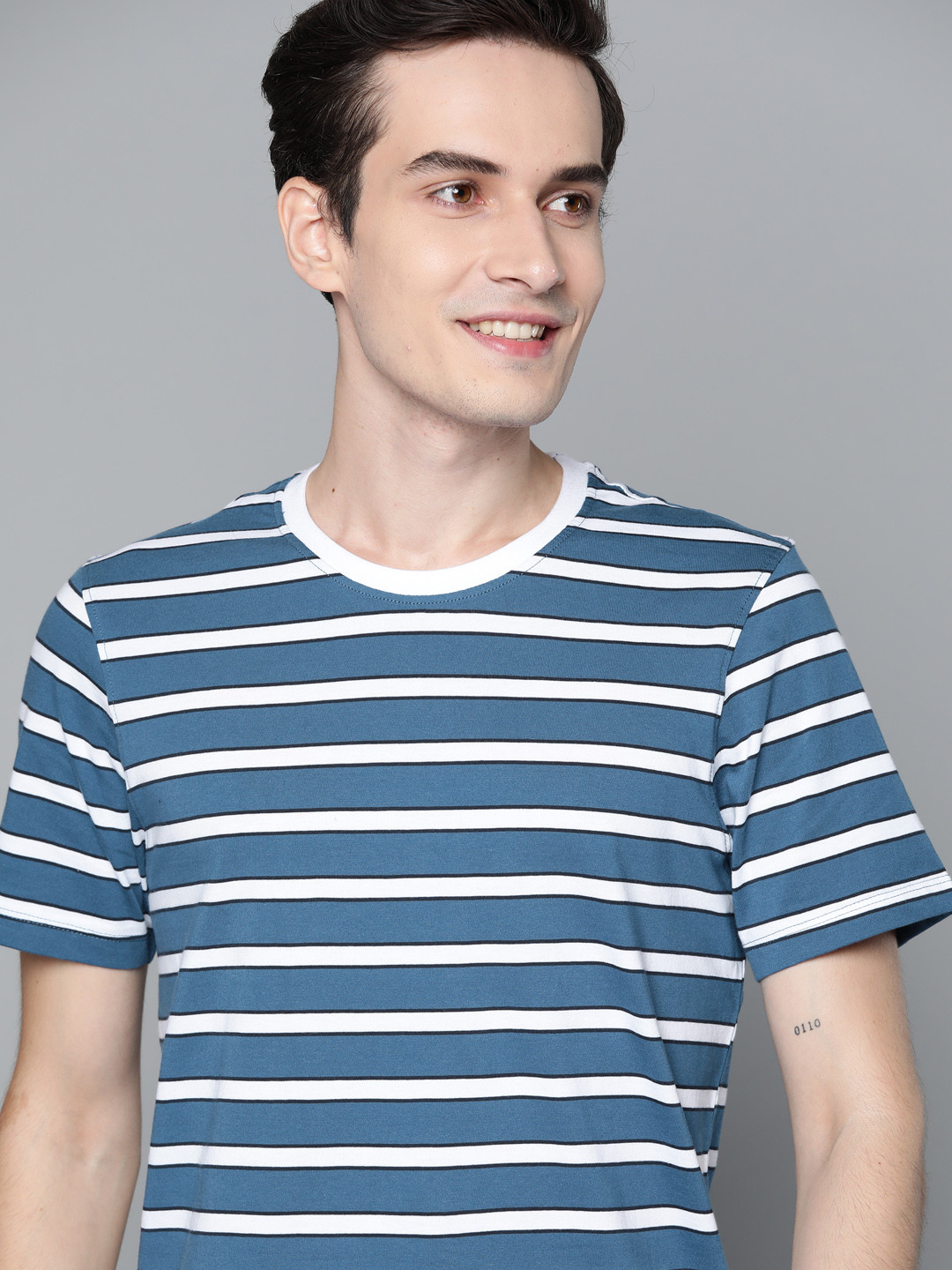 

M&H Easy Men Blue & White Striped Pure Cotton T-shirt