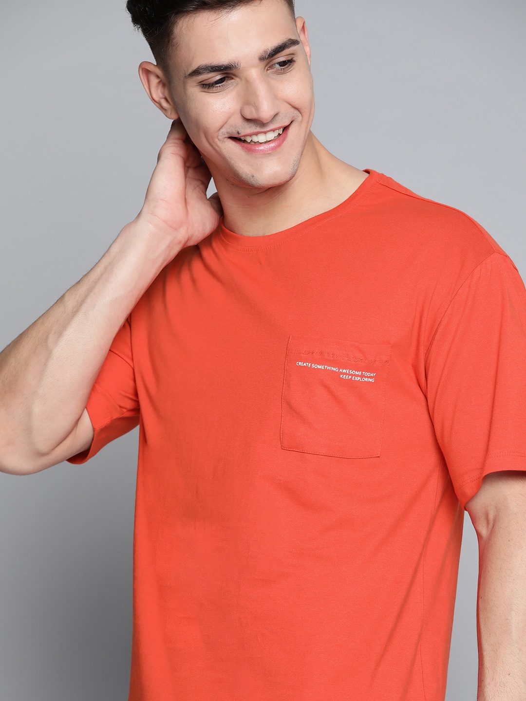 

Mast & Harbour Men Orange Pure Cotton Solid T-shirt