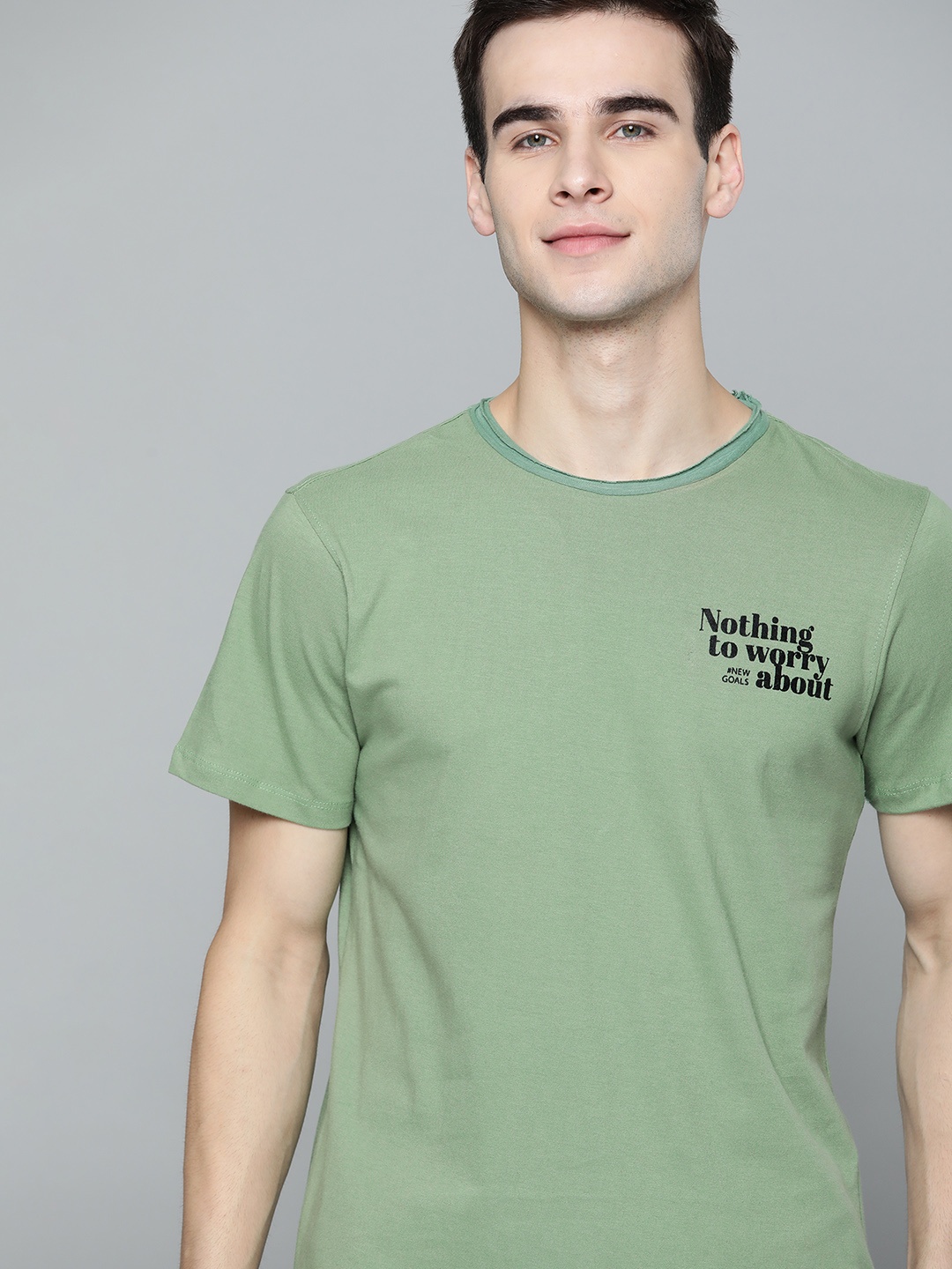 

MH Easy Men Green Solid Cotton Pure Cotton T-shirt