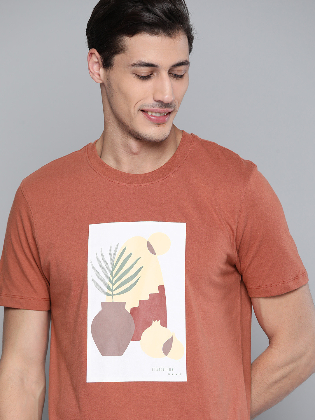 

Mast & Harbour Men Rust Red & White Printed Pure Cotton T-shirt