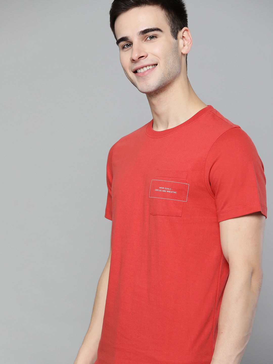 

Mast & Harbour Men Red Pure Cotton Wardrobe Essentials Pockets T-shirt