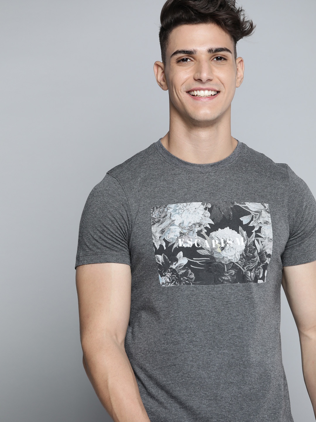 

Mast & Harbour Men Charcoal Grey Pure Cotton Typography Printed Wardrobe Essentail T-shirt
