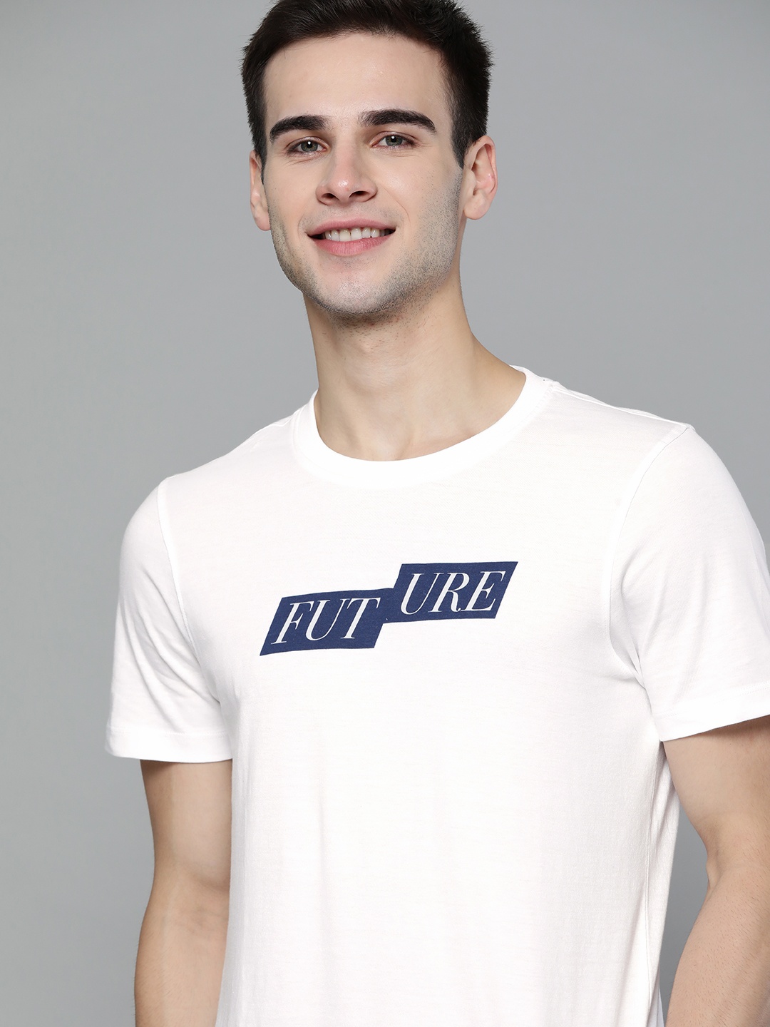 

Mast & Harbour Men White & Navy Blue Pure Cotton Typography Printed T-shirt