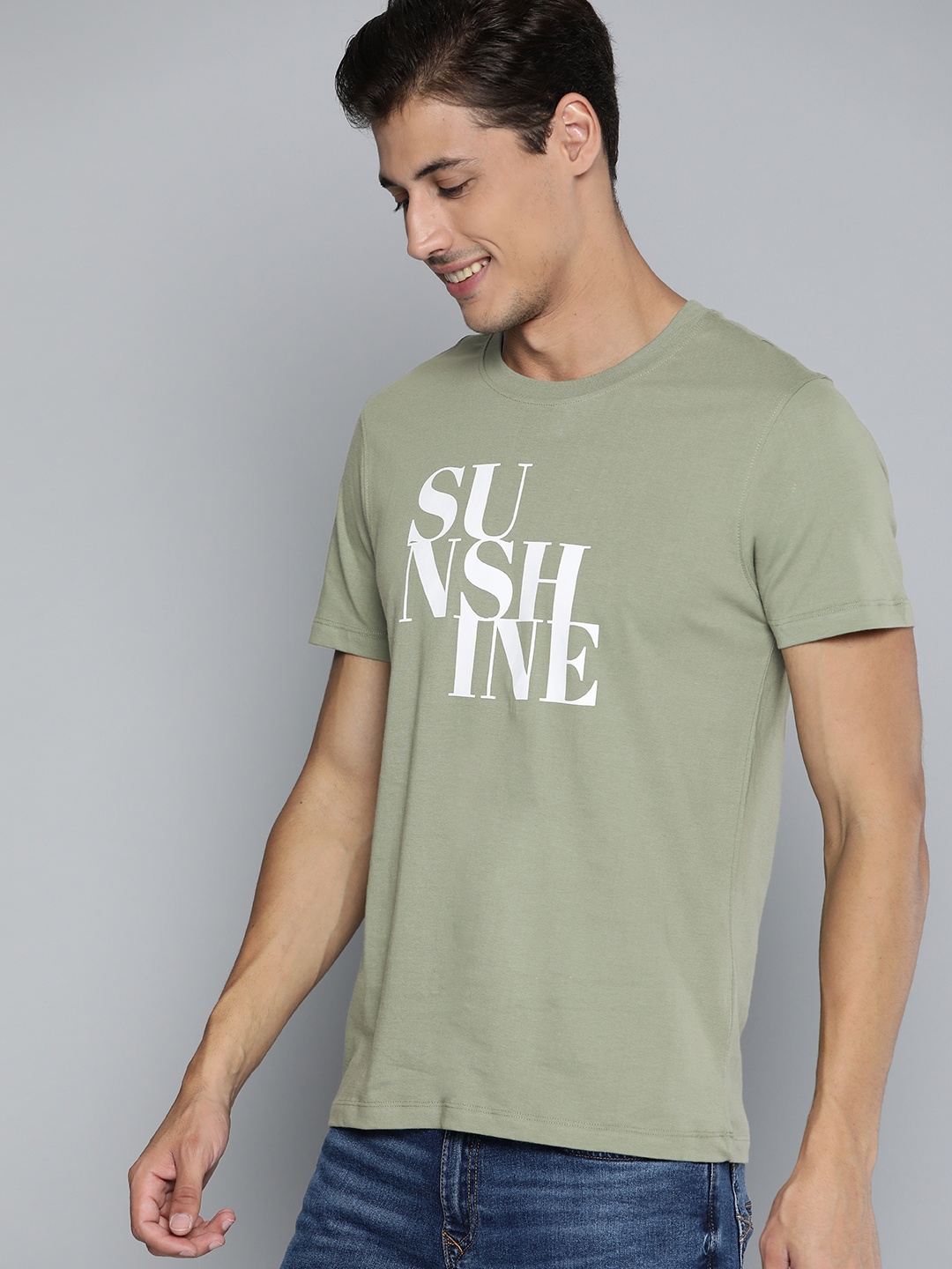 

Mast & Harbour Men Green & White Typography Print Cotton T-shirt