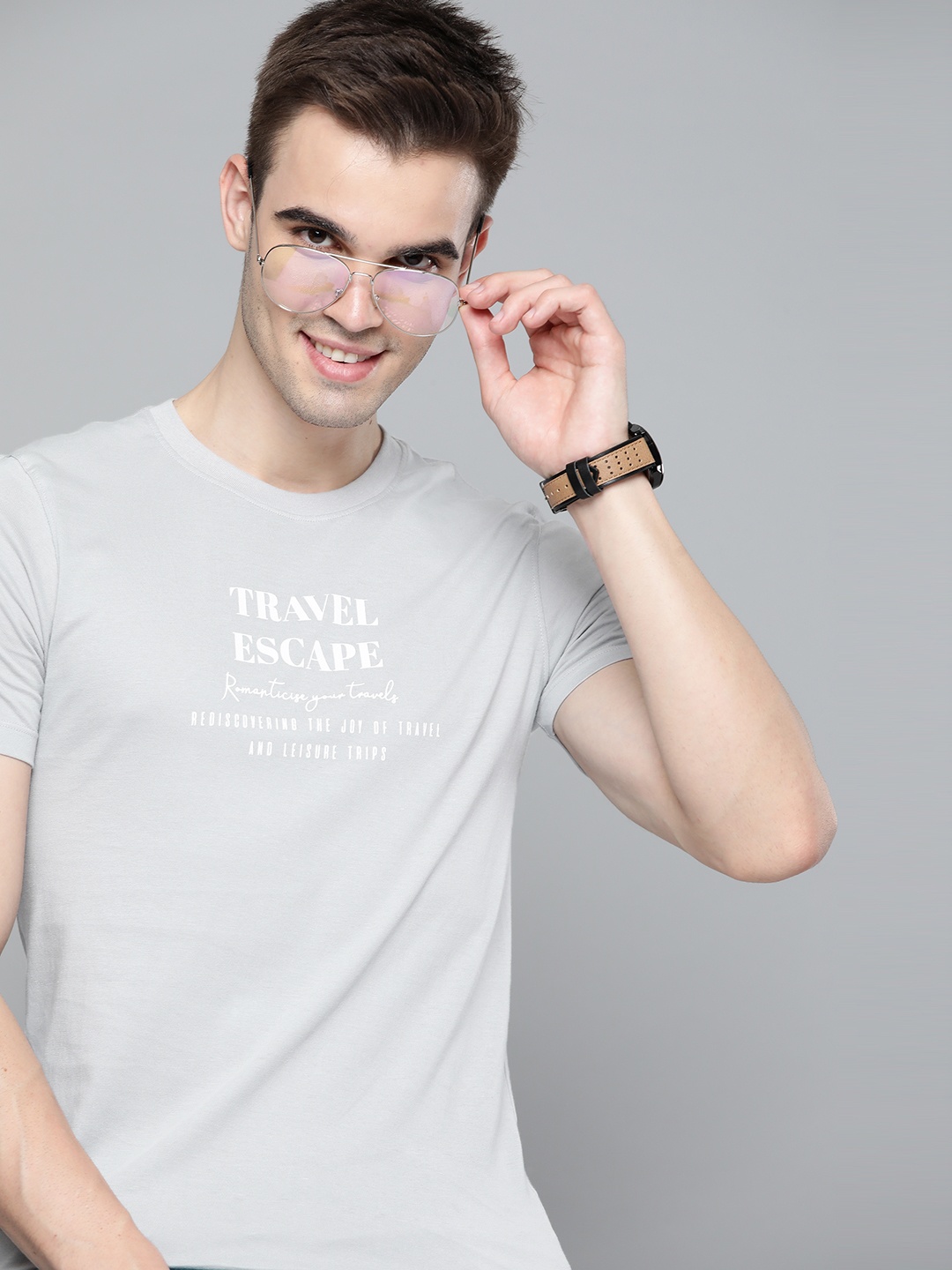

Mast & Harbour Men Grey & White Typography Printed Pure Cotton T-shirt