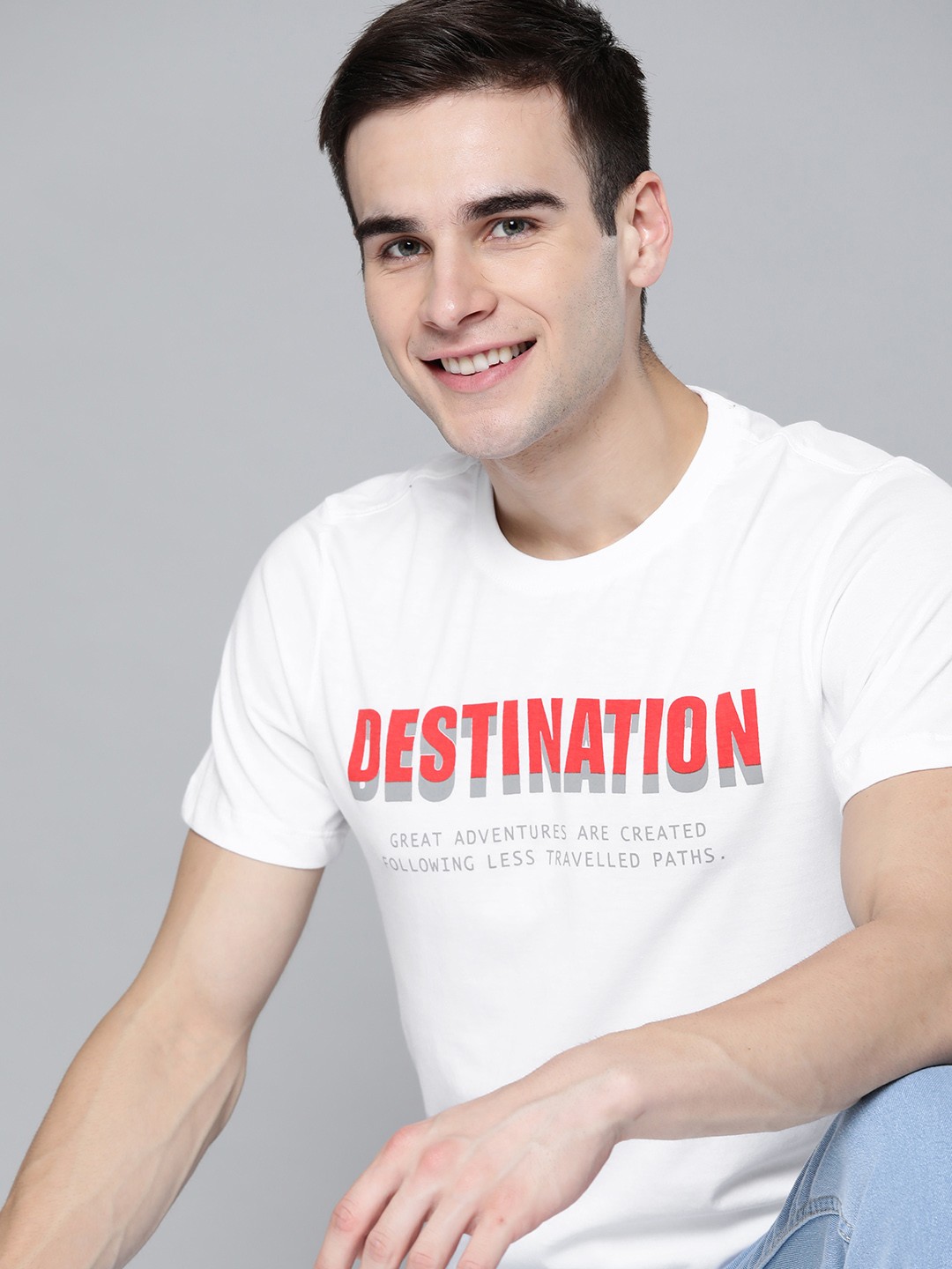 

Mast & Harbour Men White & Red Typography Printed Pure Cotton T-shirt