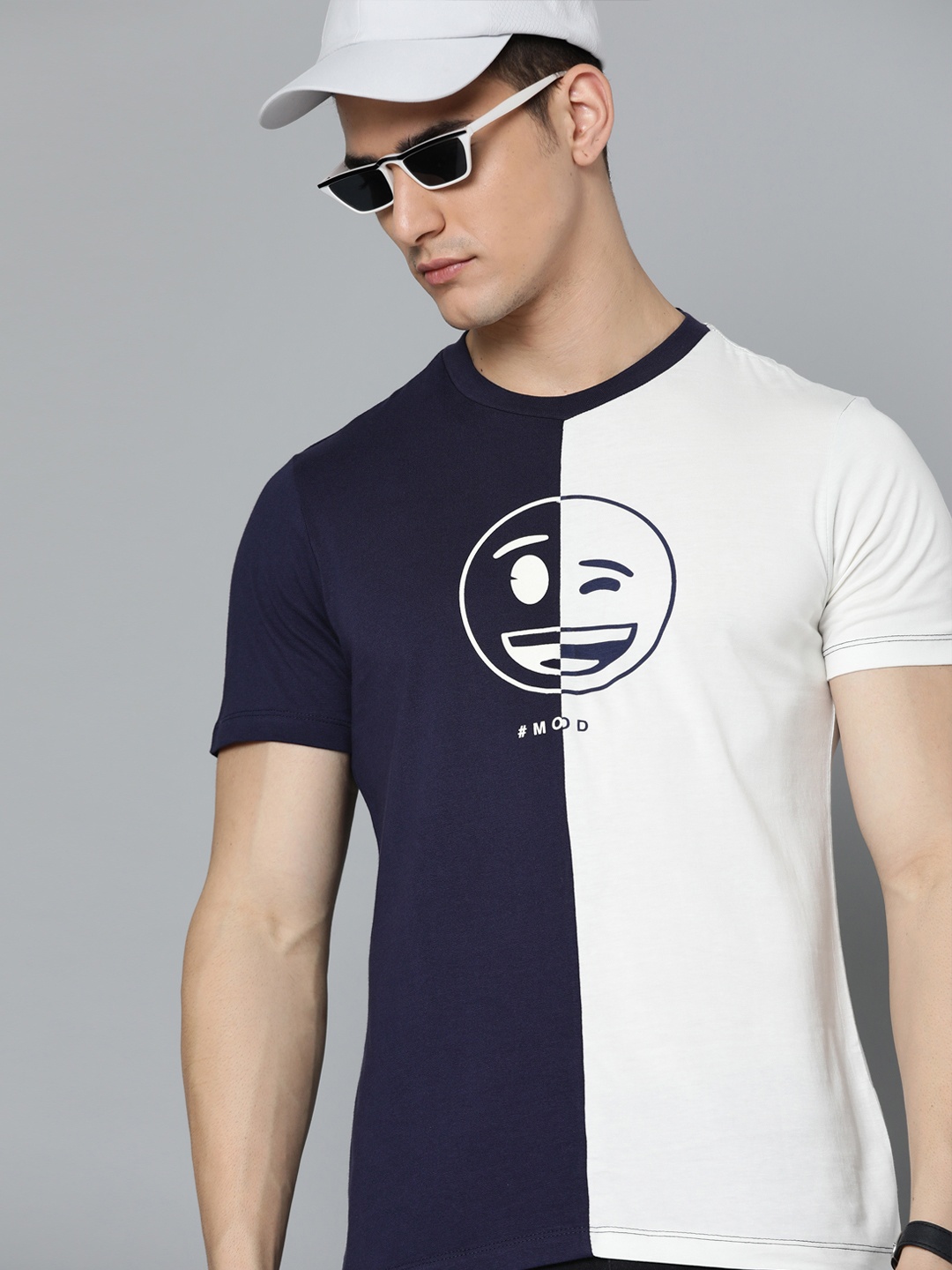 

Kook N Keech Emoji Men Navy Blue & White Colourblocked Pure Cotton T-shirt