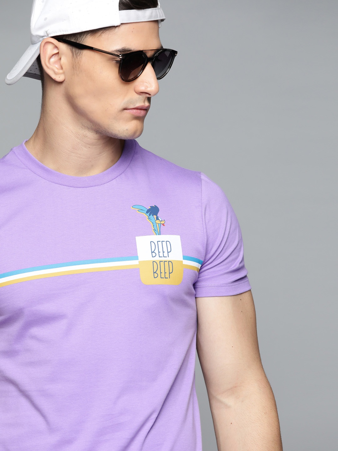 

Kook N Keech Looney Tunes Men Purple & White Pure Cotton Typography Printed T-shirt