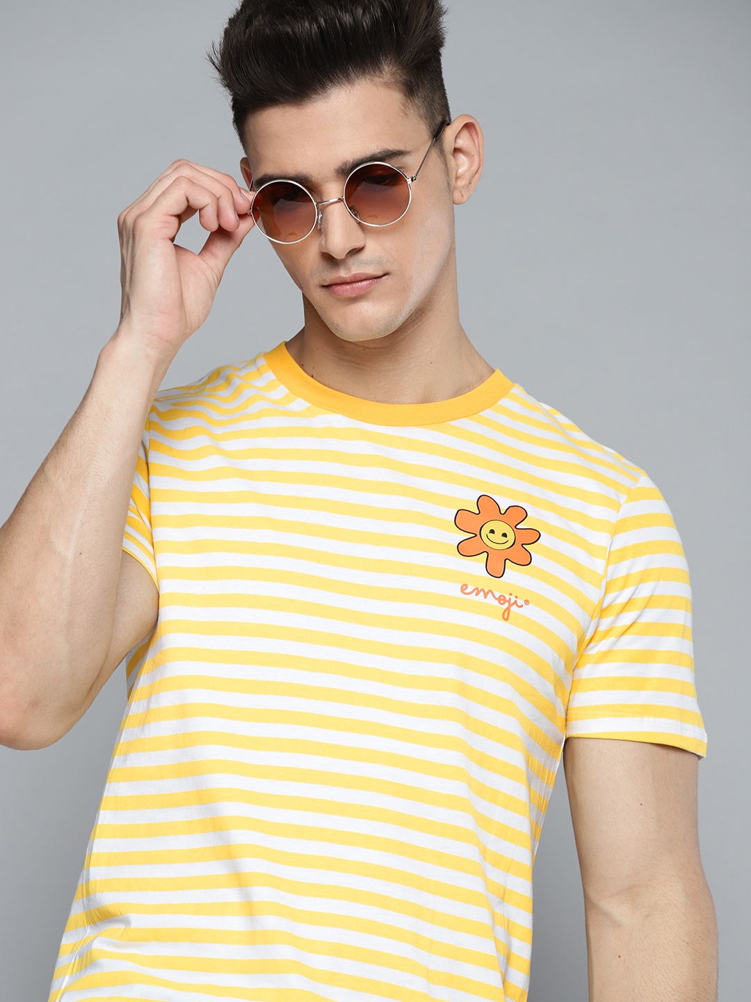 

Kook N Keech Emoji Men Yellow & White Cotton Striped T-shirt