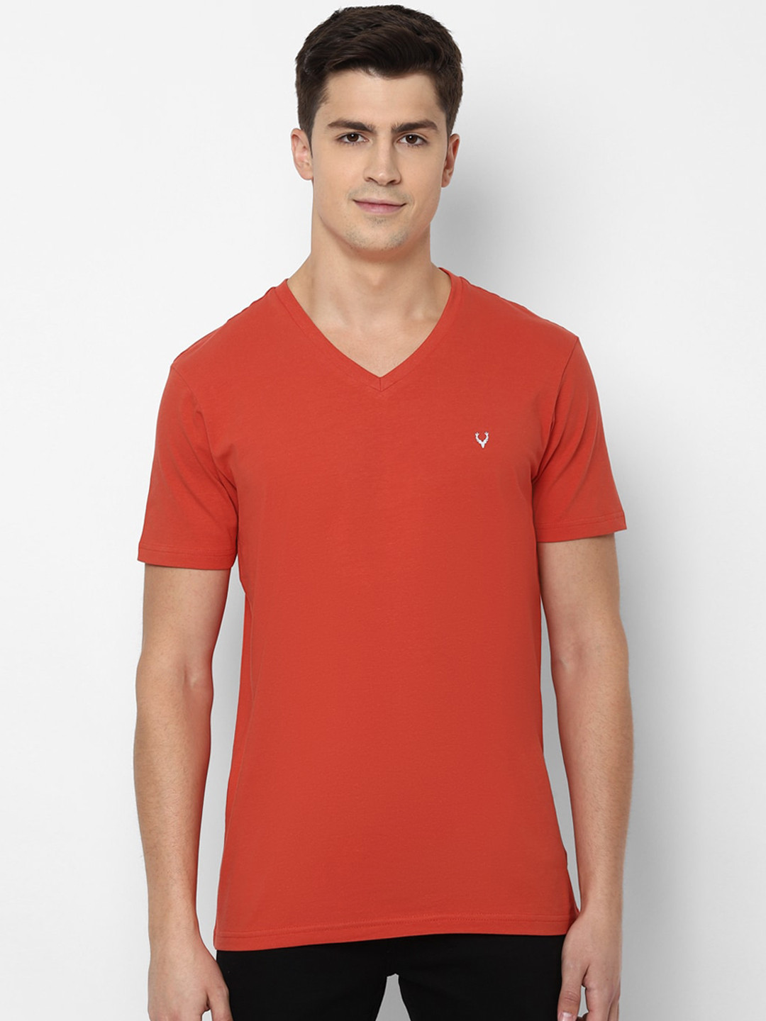 

Allen Solly Men Red V-Neck T-shirt