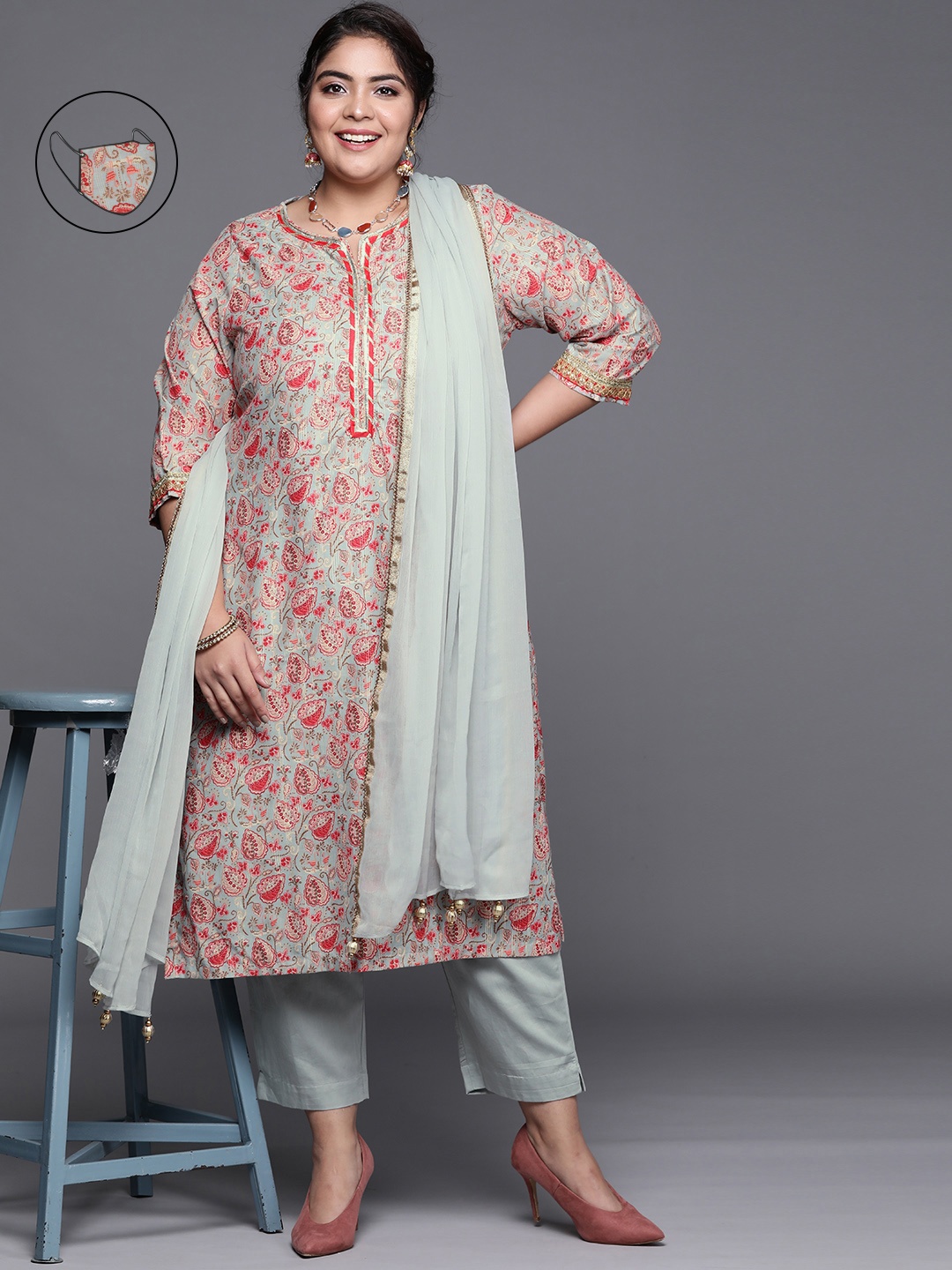 

Biba Women Grey & Pink Floral Print Regular Kurta with Trouser & Dupatta with Mask