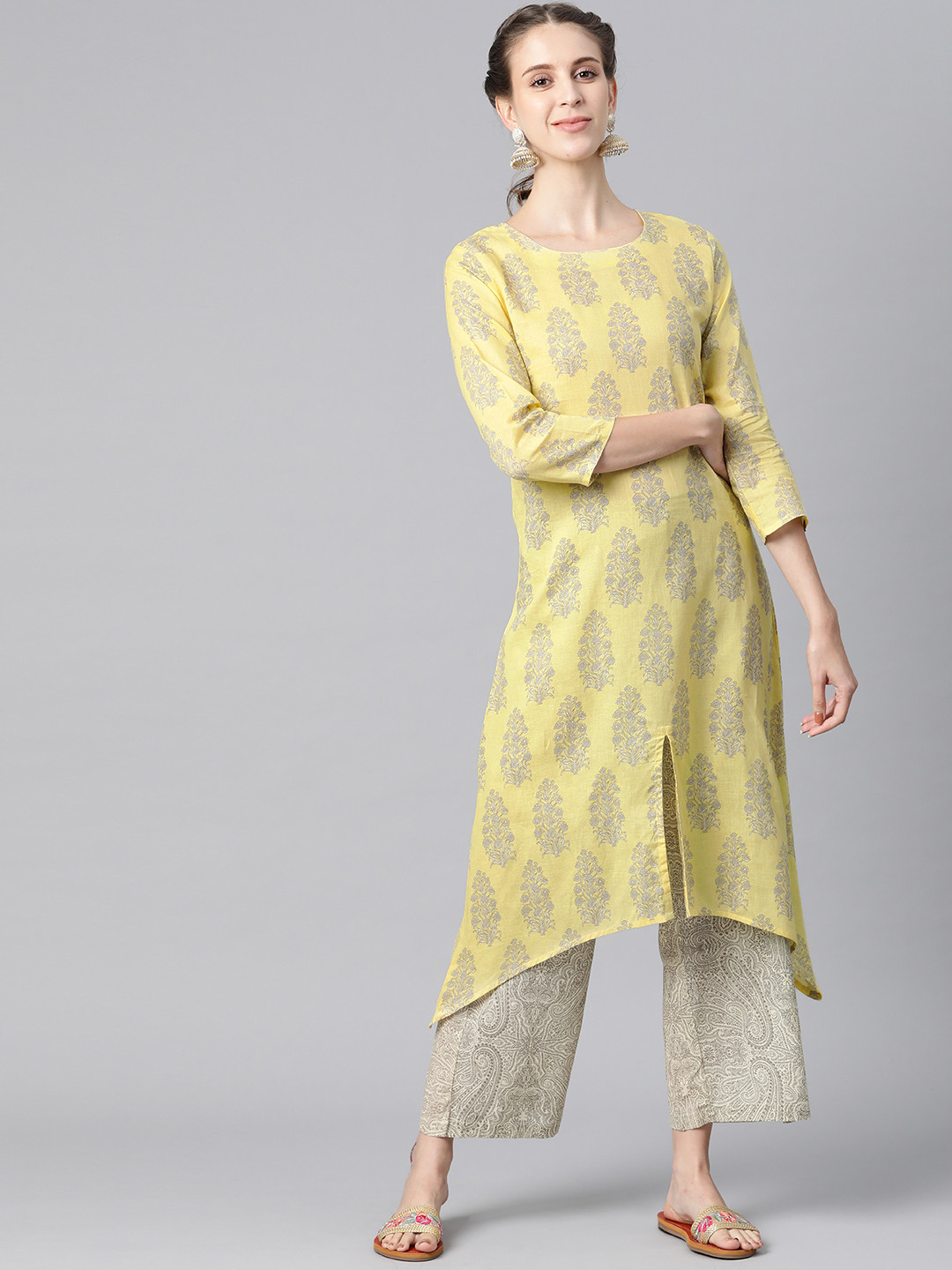 

AHIKA Women Yellow & Off-White Ethnic Motifs Print Pure Cotton Kurta with Palazzos