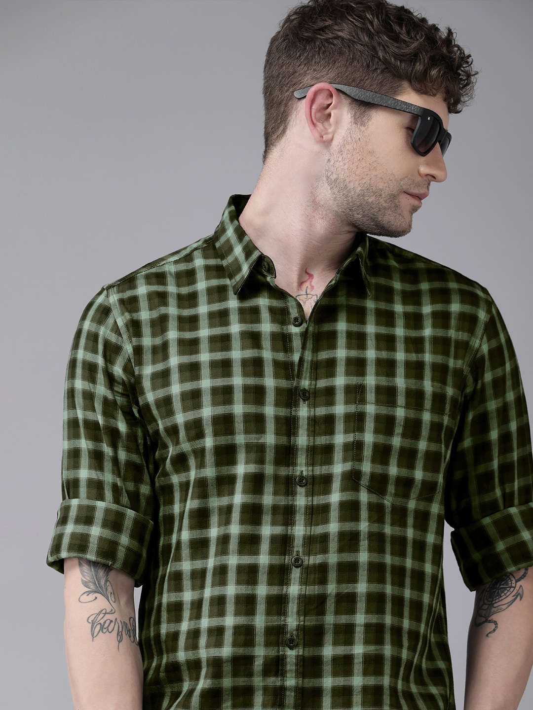 

Roadster Men Green Pure Cotton Checked Casual Shirt