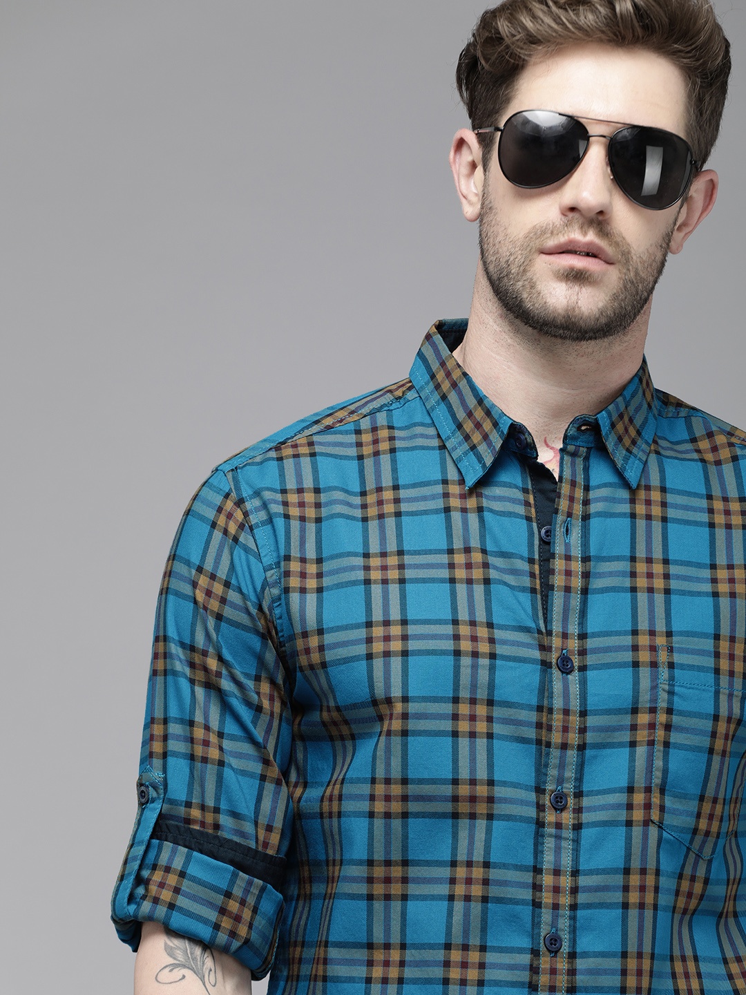 

Roadster Men Teal Blue & Brown Slim Fit Tartan Checked Pure Cotton Casual Shirt