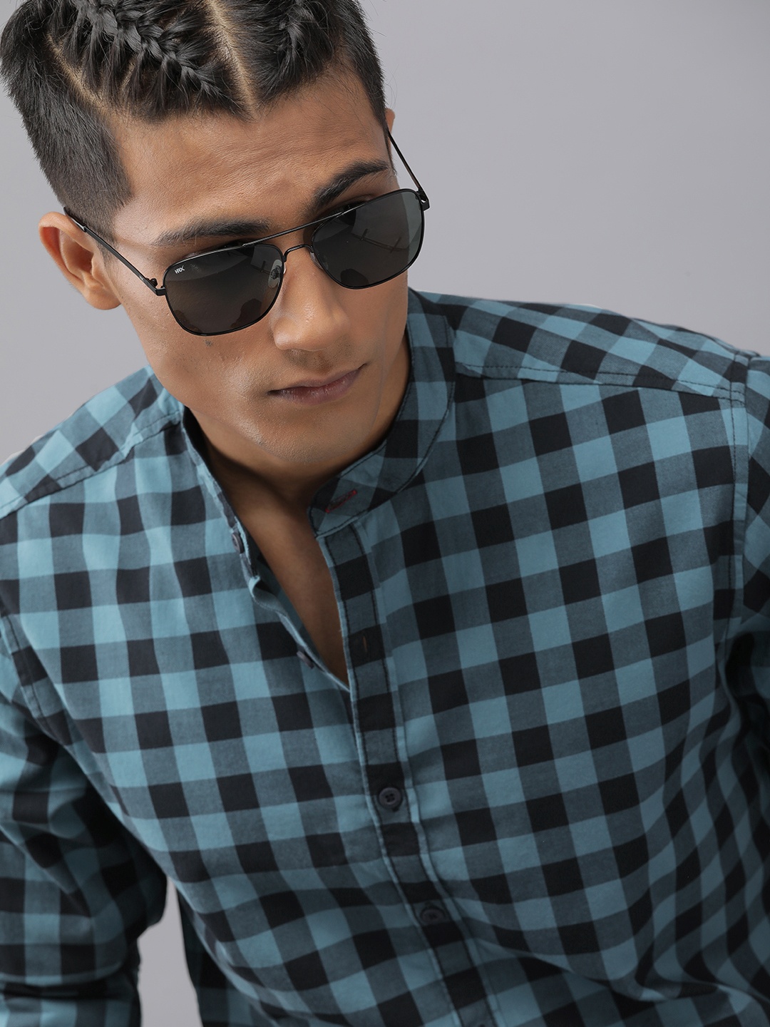 

Roadster Men Navy Blue Gingham Checks Opaque Checked Casual Shirt